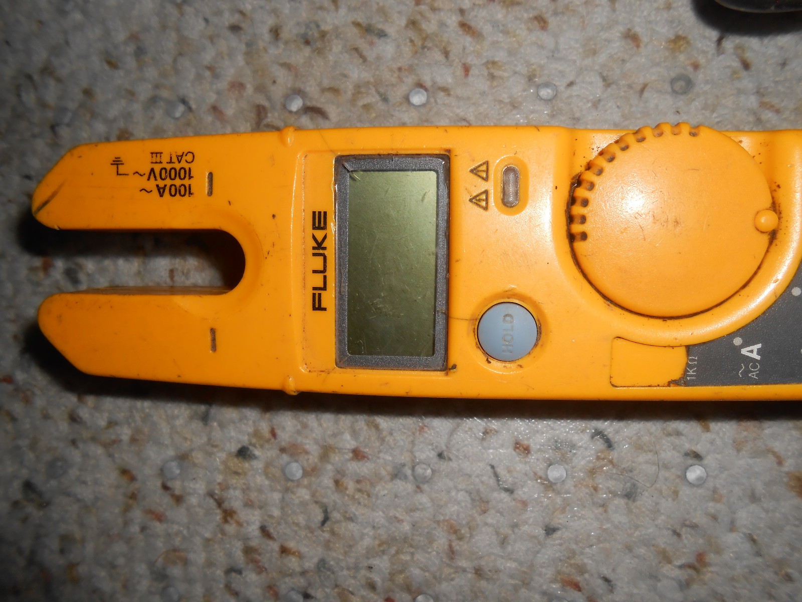 Fluke T5-600 Clamp Meter Continuity Current Electrical Tester CAT iii 600V