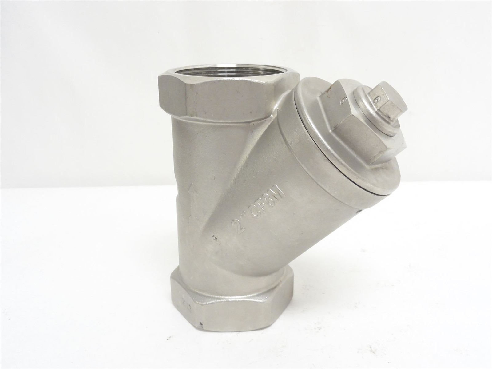253974 New-No Box; Ind-Std 20XM23 Wye Pattern Strainer; SS; 2NPT; CF8M Body