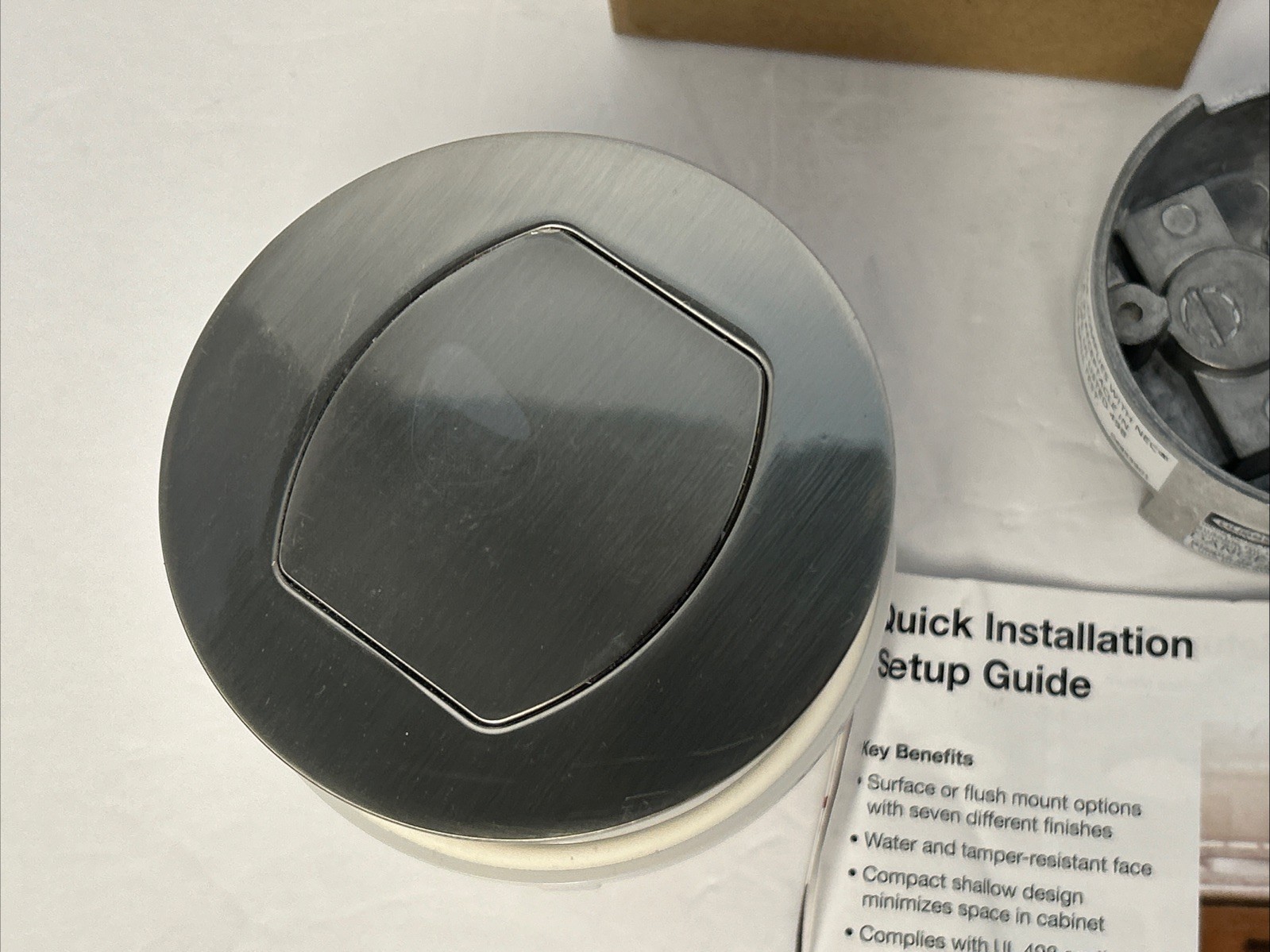 Hubbell RCT200NI Kitchen Counter Receptacle 15A 125V Flush Mount Nickel New Open
