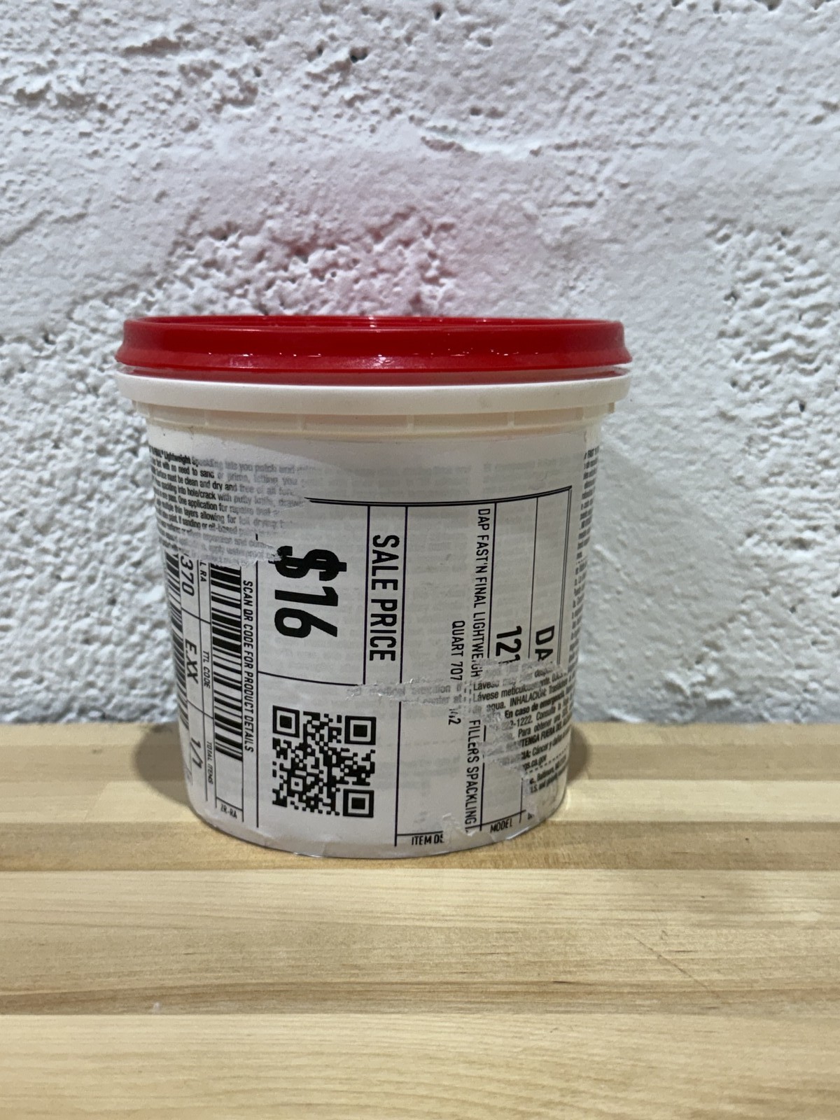 Dap Fast’n Final Lightweight Wall Fillers Spackling Quart 7079812142