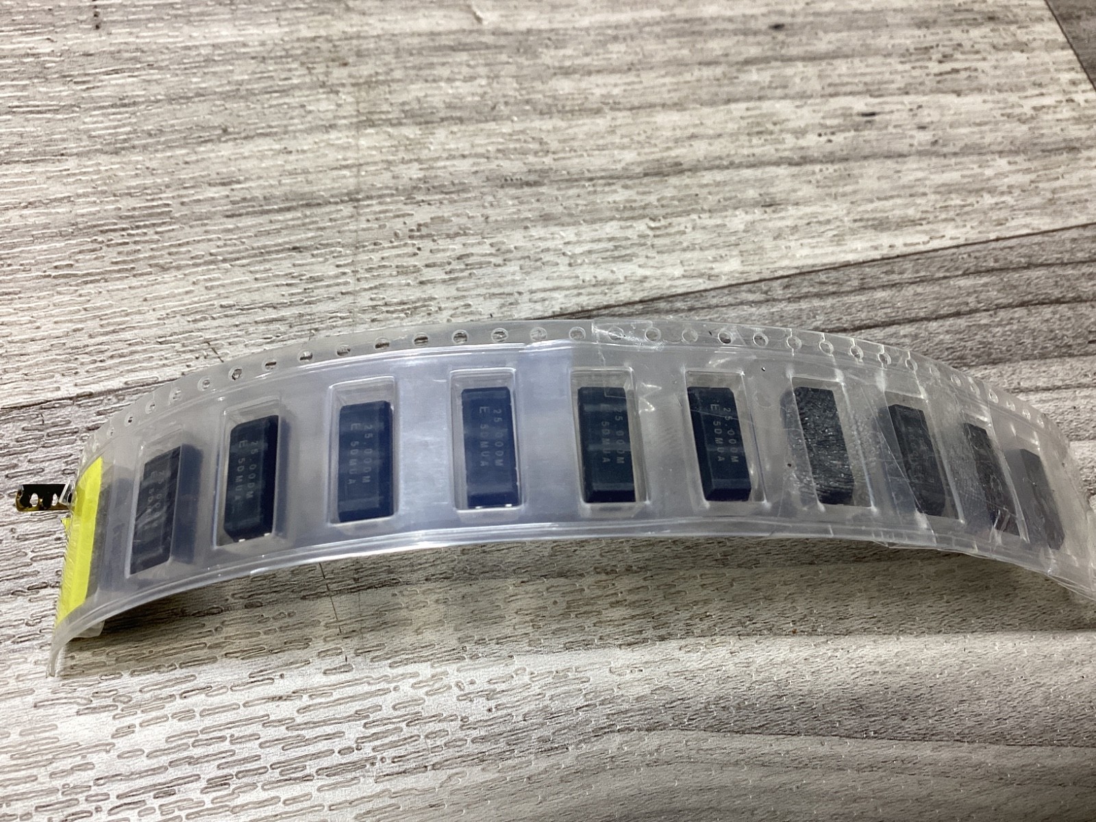 LOT OF 12 MA-506-25.000M-C0:ROHS CRYSTAL 25.0000MHZ 18PF #123N127
