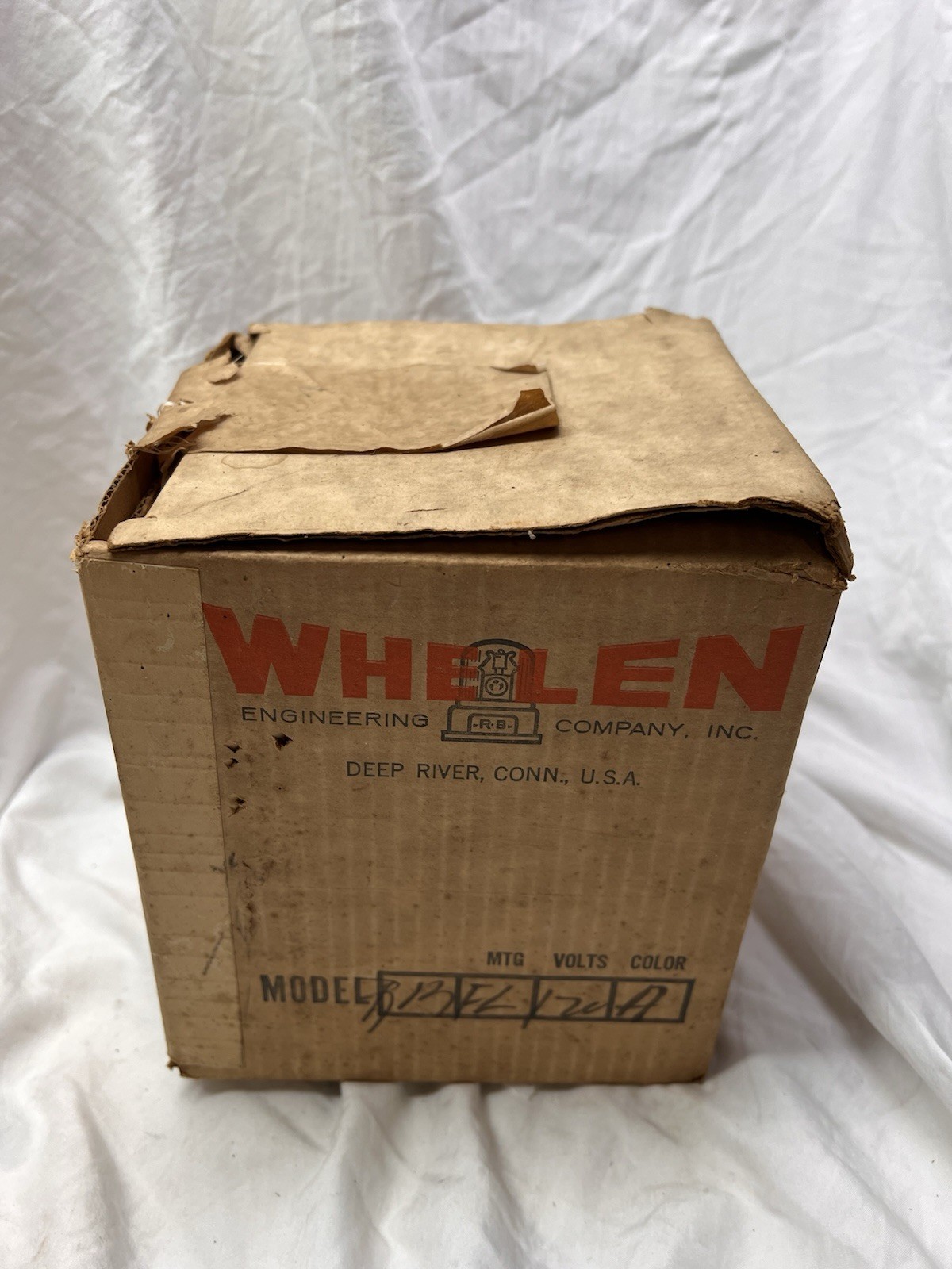 Rare New Vintage Whelen Model RB 11 120 Volts Rota Beam Beacon Light Rbll Amber