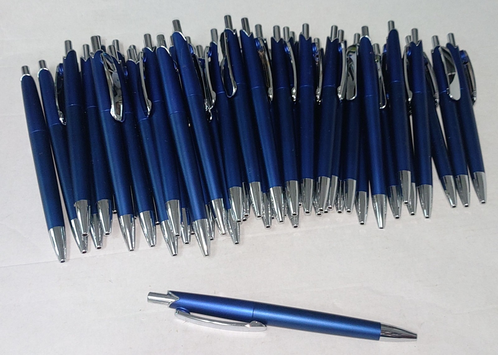 Lot of 50 Bulk Blue Retractable Ballpoint Pens Brand New