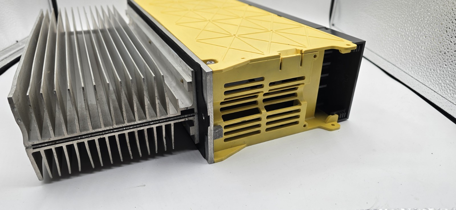 Used FANUC A06B-6079-H106-R SERVO AMPLIFIER ( A06B6079H106R ) – 2 Week Warranty
