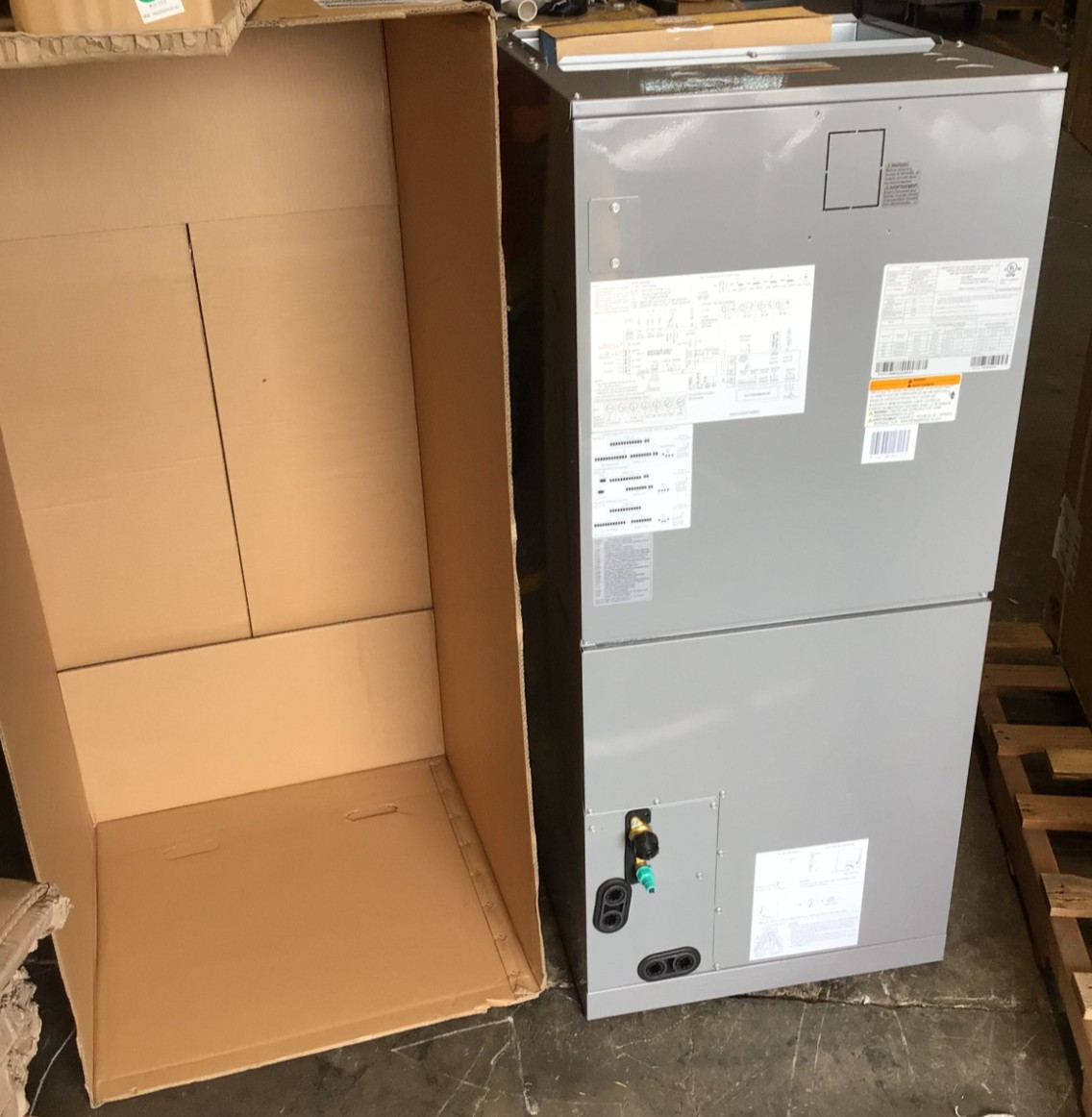 Carrier 40MUAAQ30XA3 30,000 BTU Ductless Mini Split Indoor Air Handler 2.5 NEW