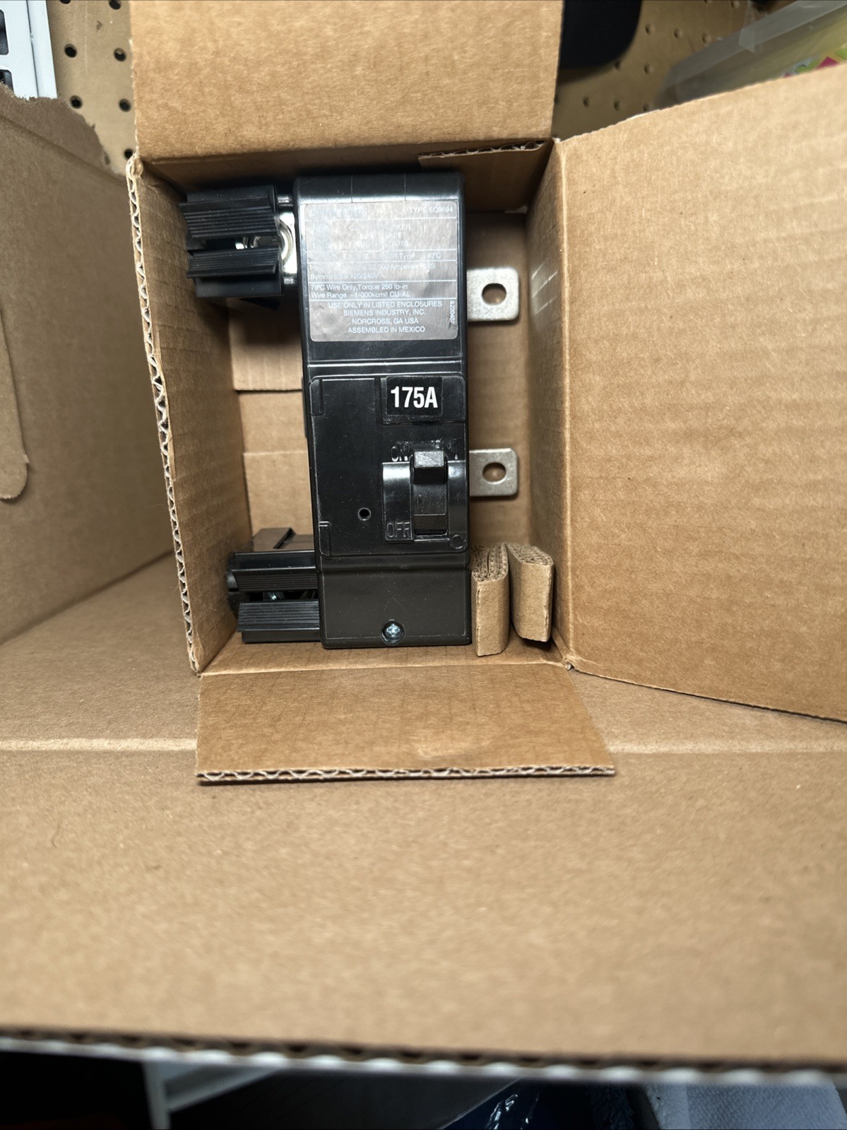 Siemens MBK175A Main Circuit Breaker 175Amp 2-Pole 120/240v New