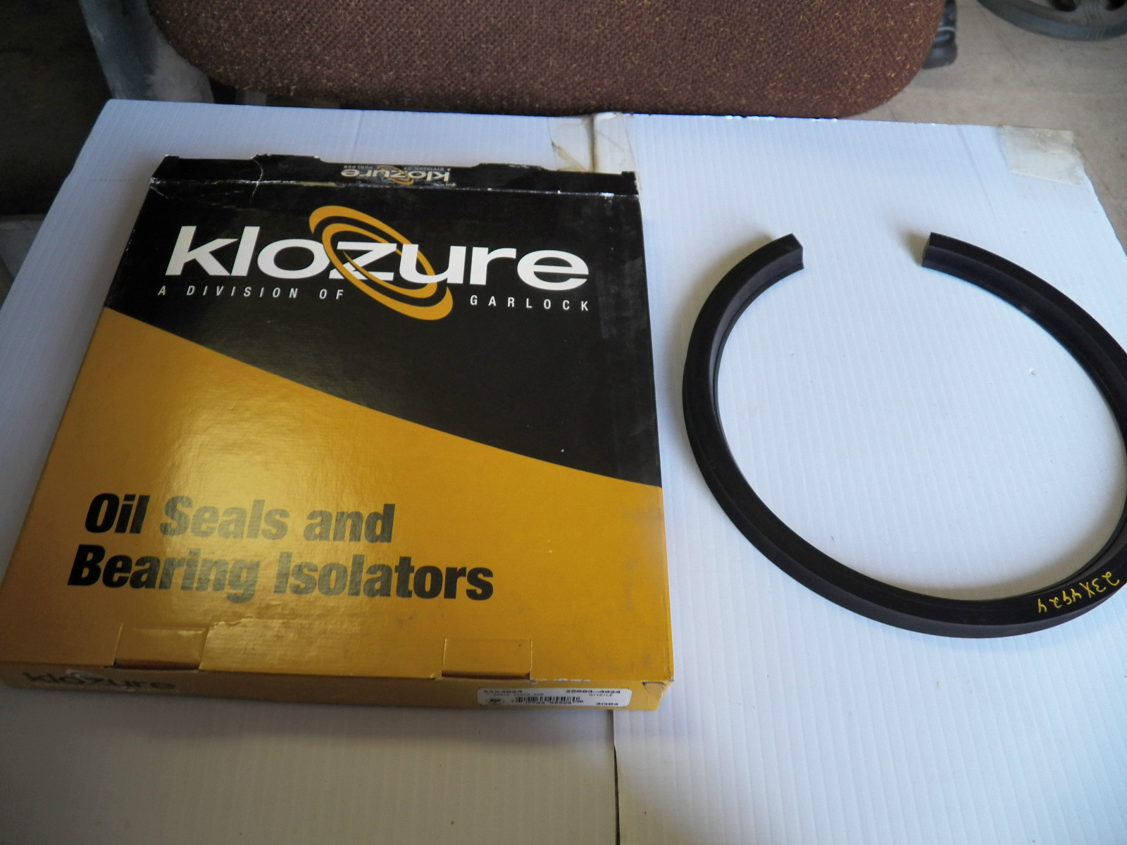 NEW KLOZURE SEAL 23X4924 25003-4924 250034924 000 x 8.250 X 0.500