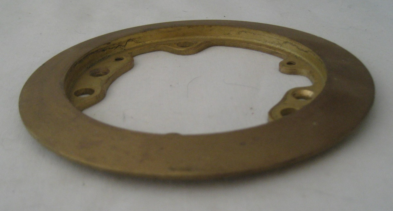 Hubbell S3182 Brass Round Flush Carpet Flange 5 1/4″