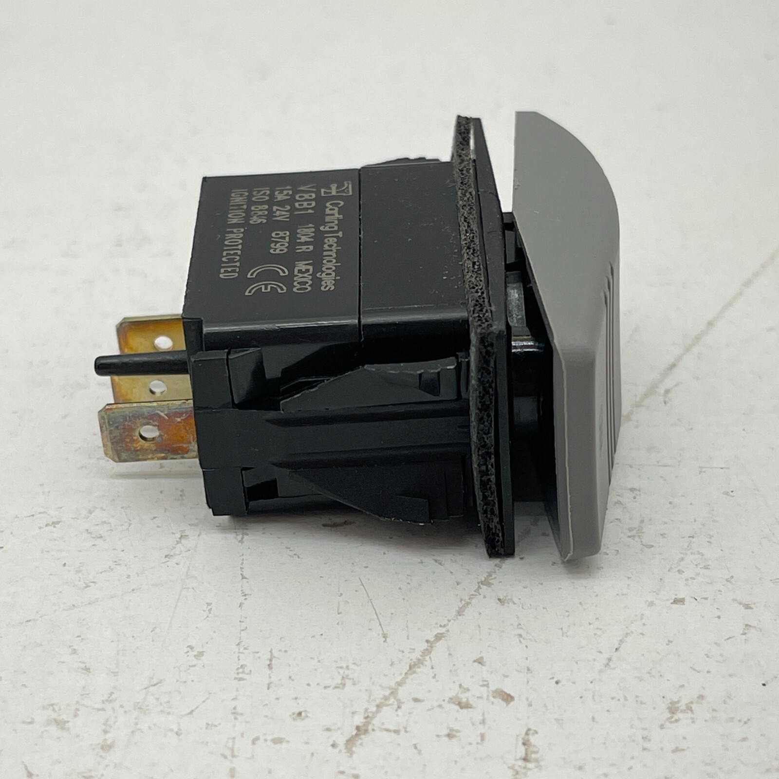 Carling Technologies V8B1 15A Bright/Dim Rocker Switch 24V Gray
