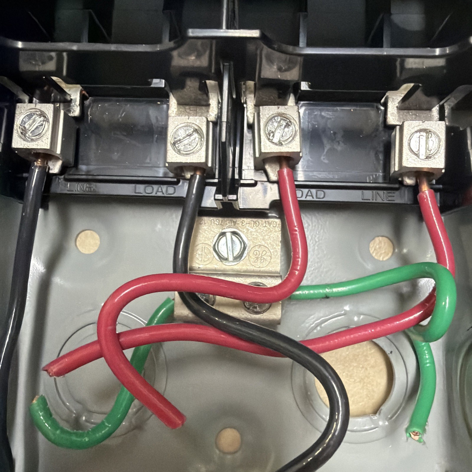 Midwest Electric Products 30 Amp 120/ 240 Volt Fused AC Disconnect U035F2P