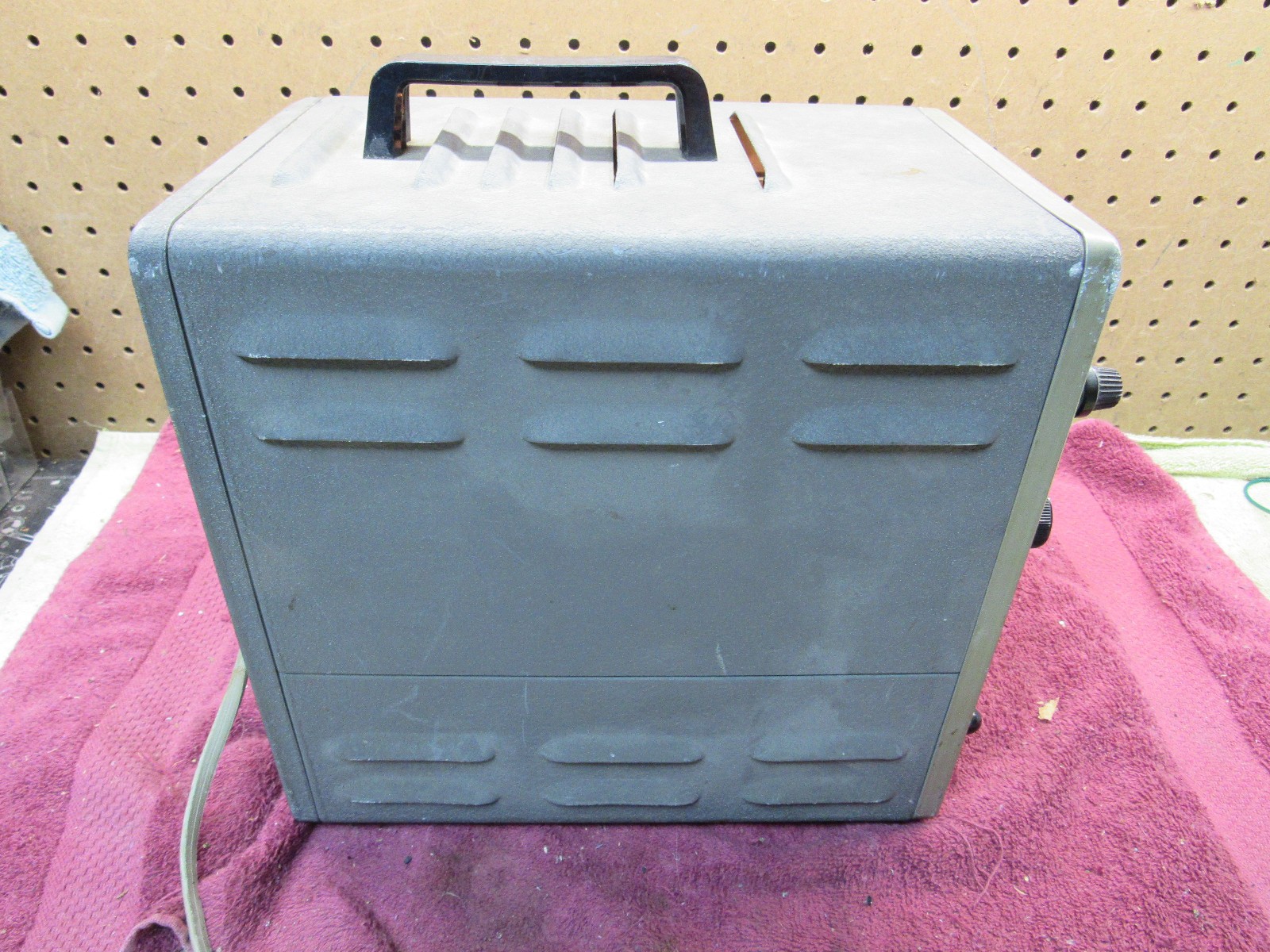 Vintage Heathkit IP-20 Regulated Power Supply for Restoration