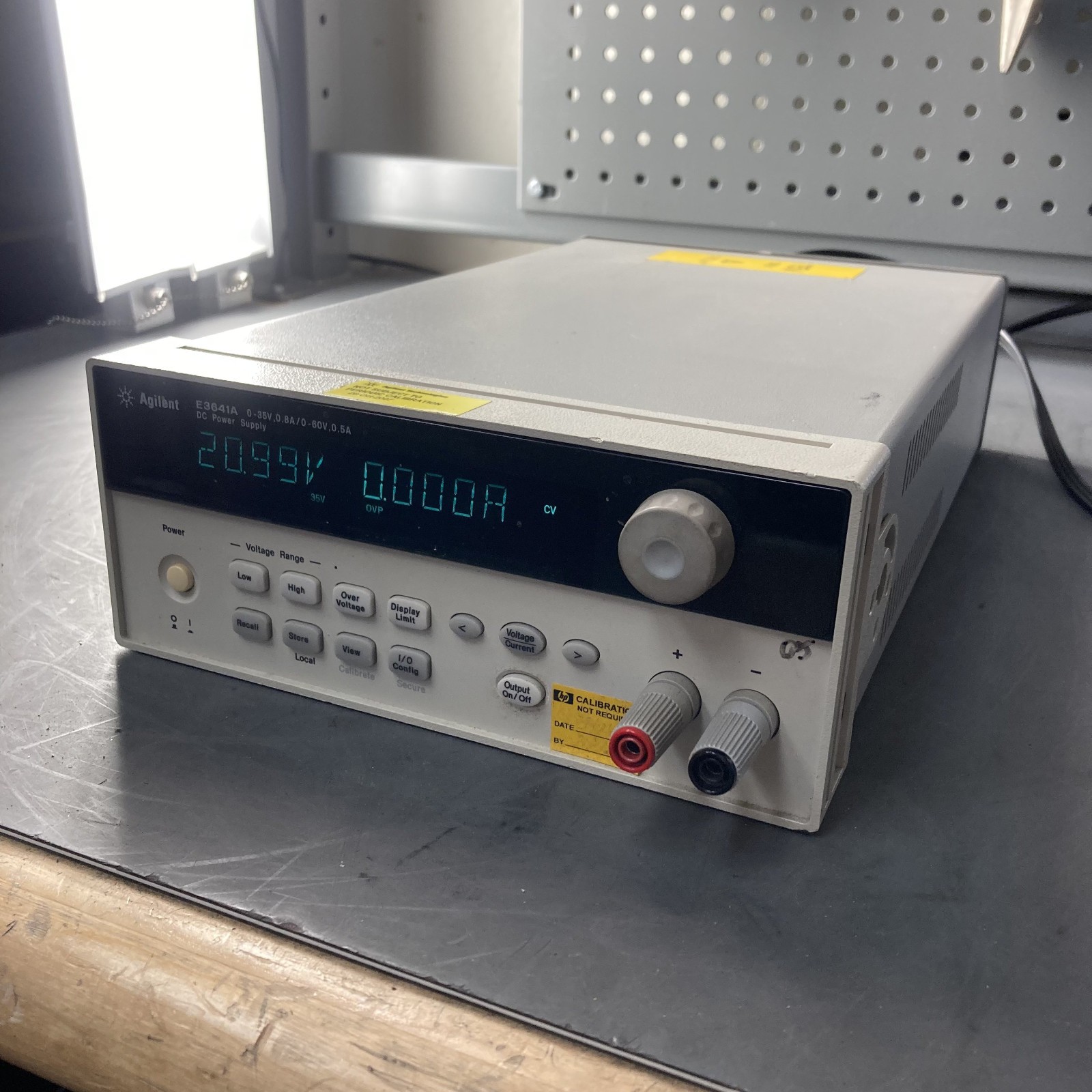 Agilent Keysight E3641A Power Supply GPIB RS232 30W