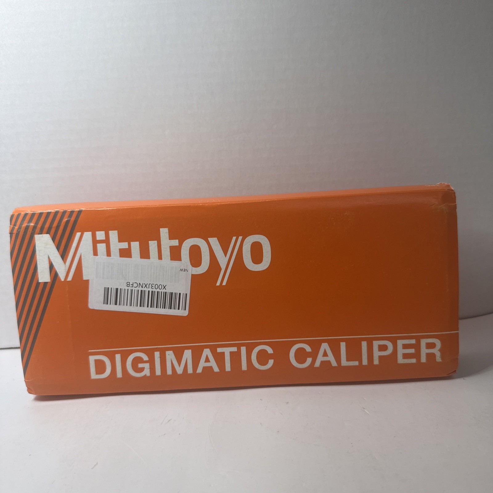 Mitutoyo 500-196-30 Absolute Digimatic Caliper, 0-6″ / 0-150mm
