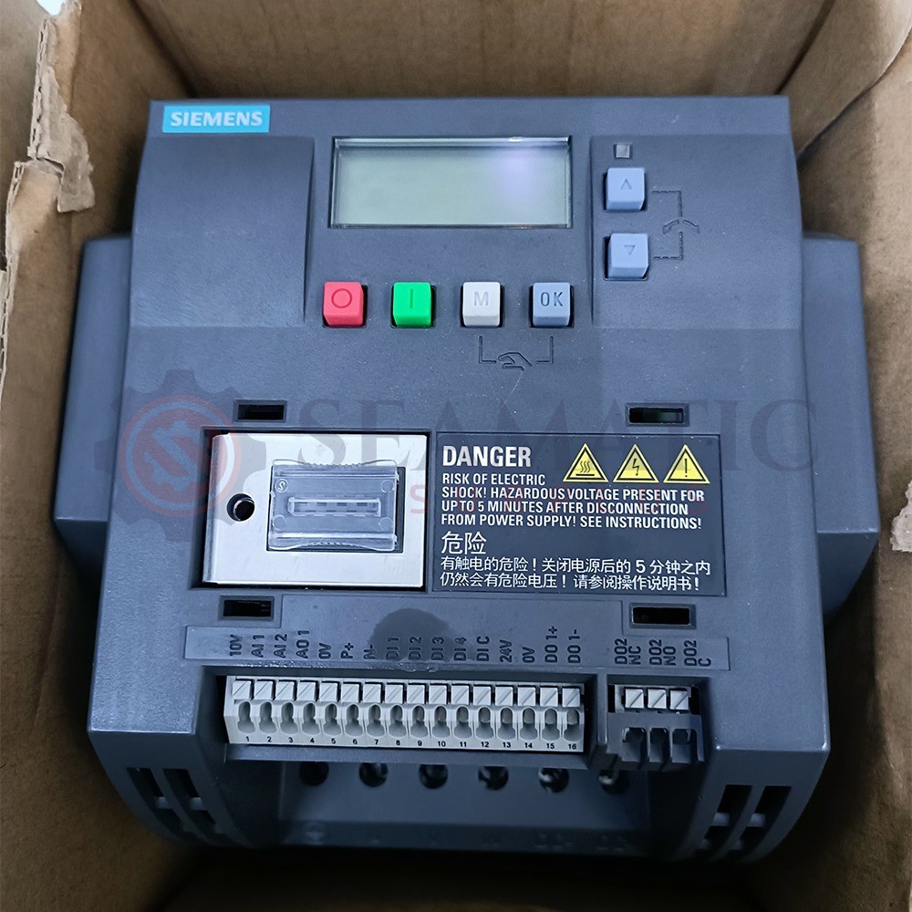 New Siemens 6SL3210-5BE23-0UV0 Inverter Drive, 3 kW, 3 Ph, 400 Vac, 7.3A, V#978