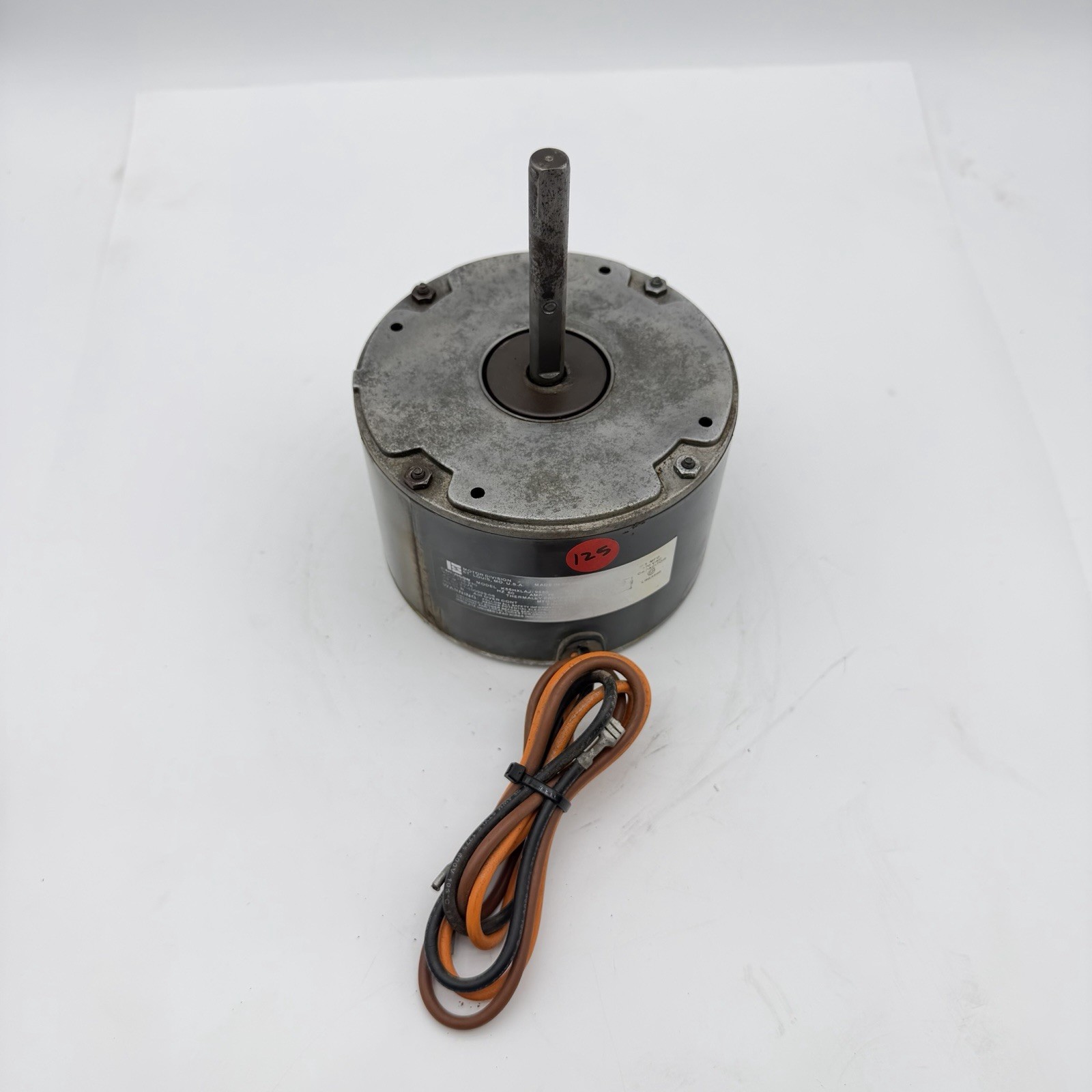 Emerson K55HXLAJ-9880 Condenser Fan Motor 1075 RPM 1/6 HP 200-230 V used