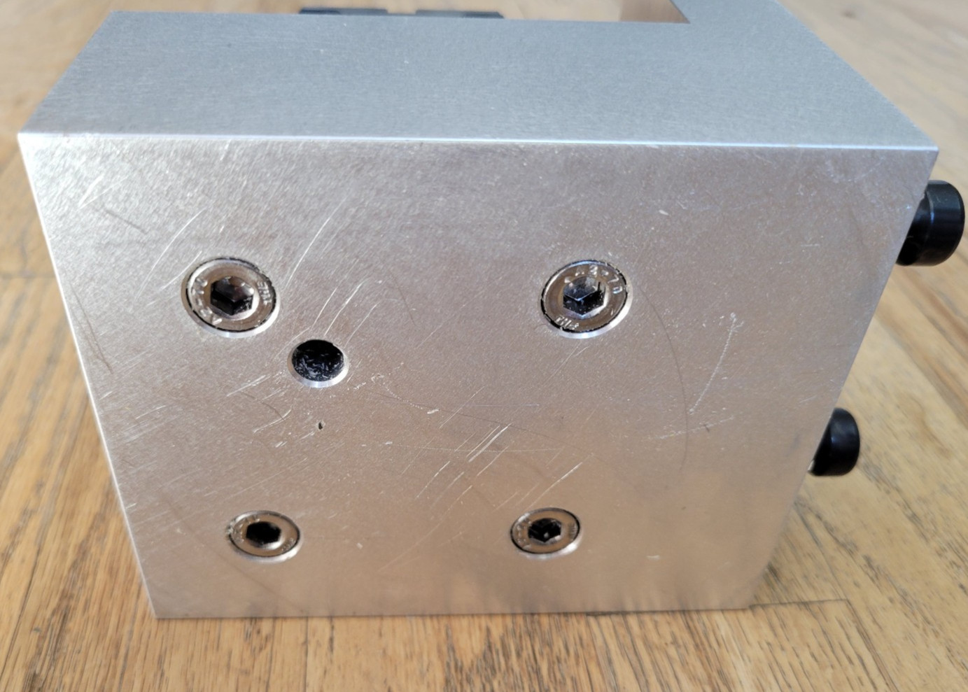 Lang Makro Grip 46 5-Axis Self-Centering CNC Vise 47065 (48065-New Ver) Pullstud