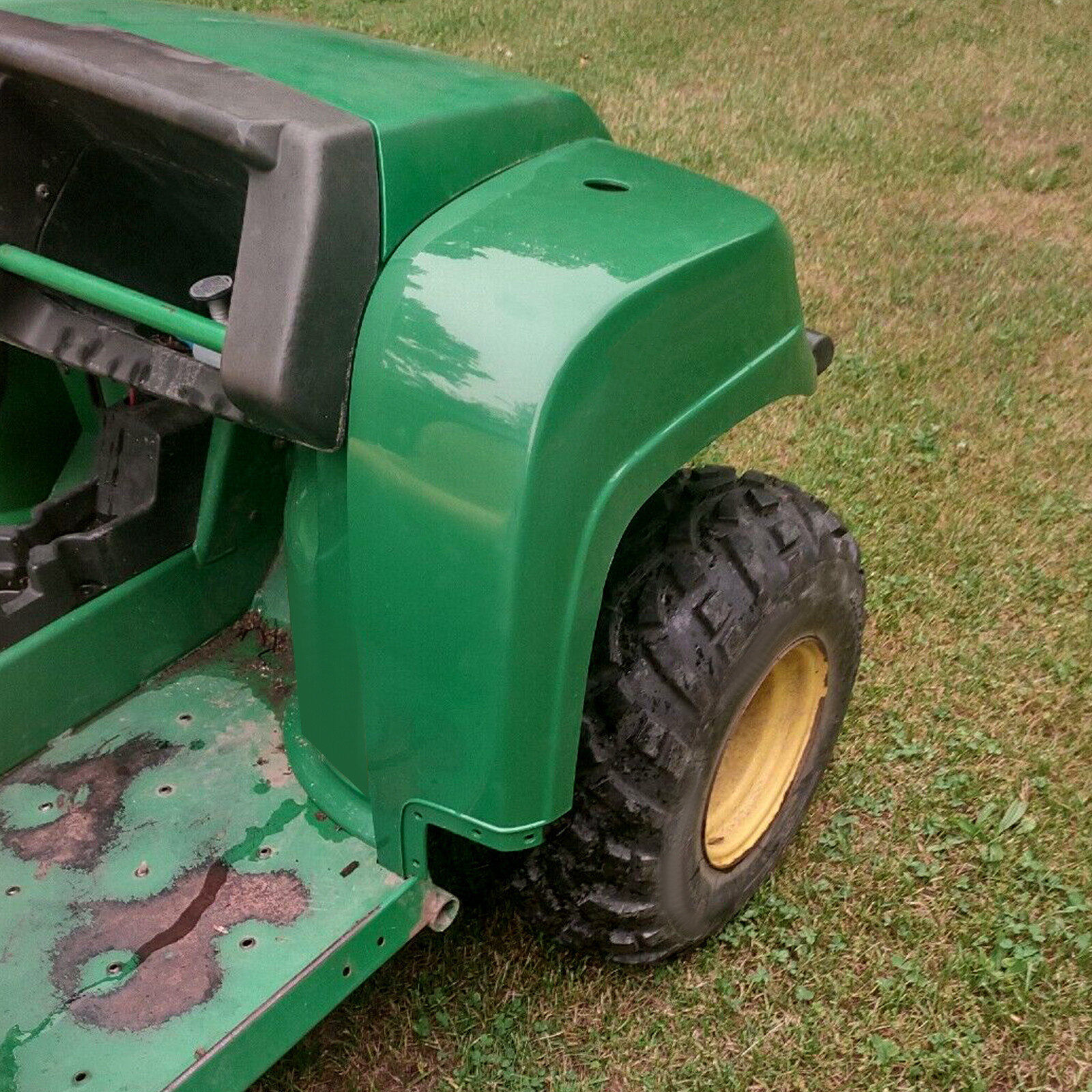 Front Right Fender Body Armor For John Deere Green Gator 620i 850D #AM137567