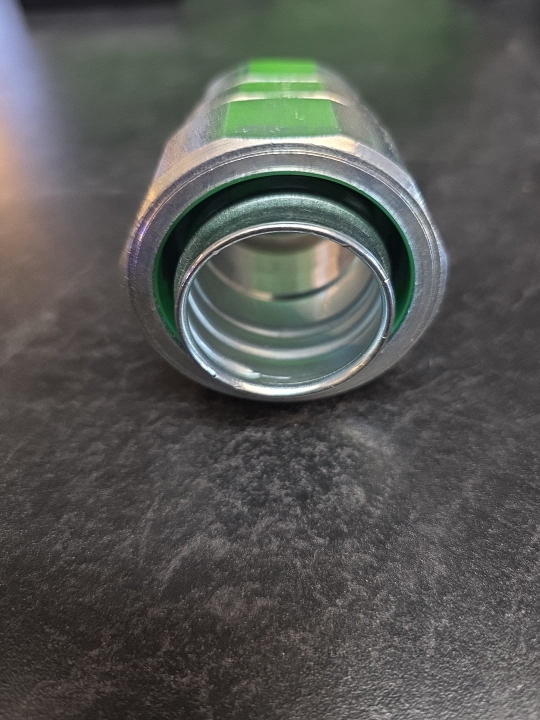 American Fittings STREMT125 1-1/4″ Liquidtight Combo Coupling To EMT Steel USA