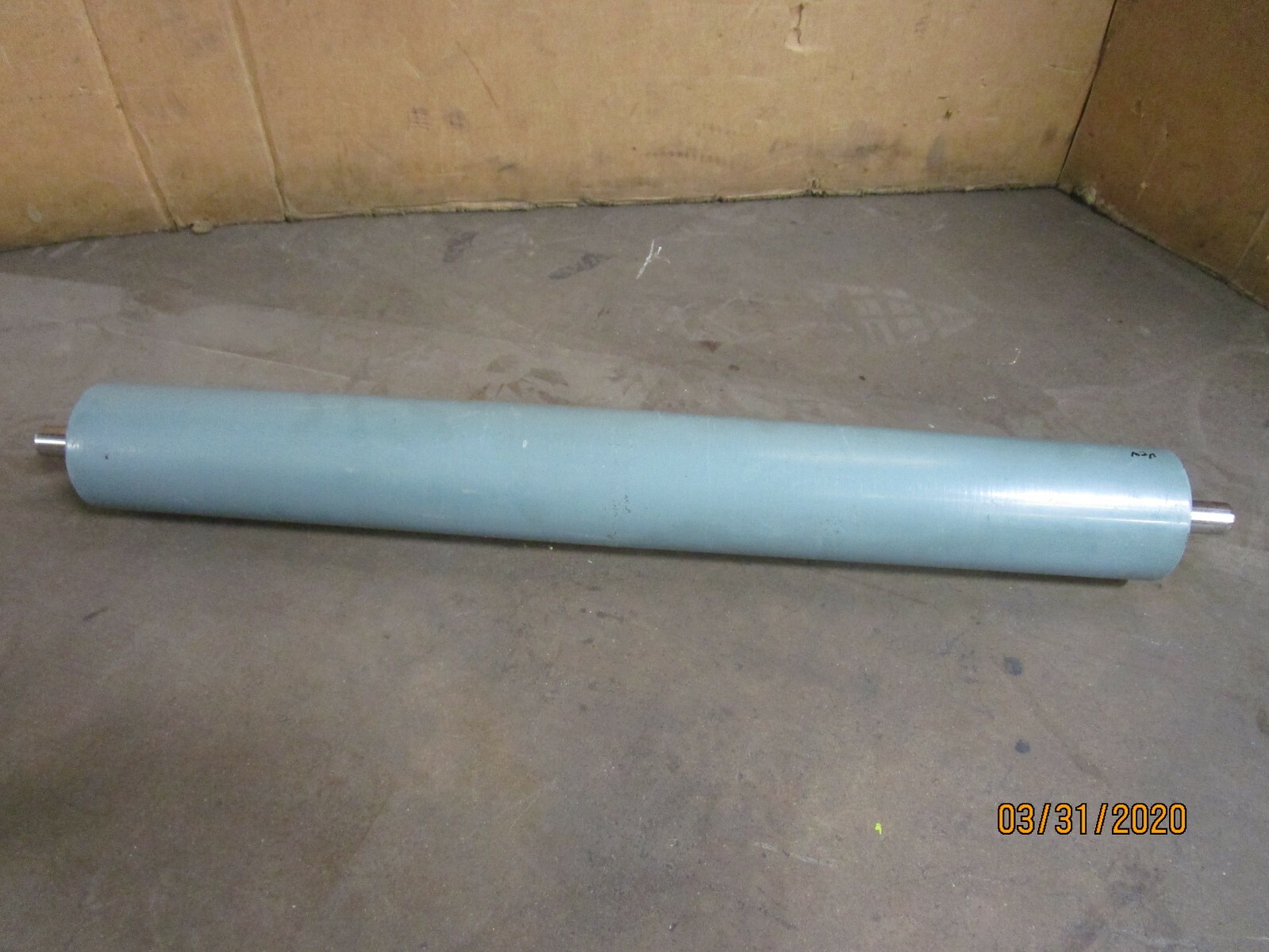 NO NAME 4″ DIAMETER X 32-1/4″ LENGTH STEEL CONVEYOR ROLLER SHAFT DIAMETER 1″
