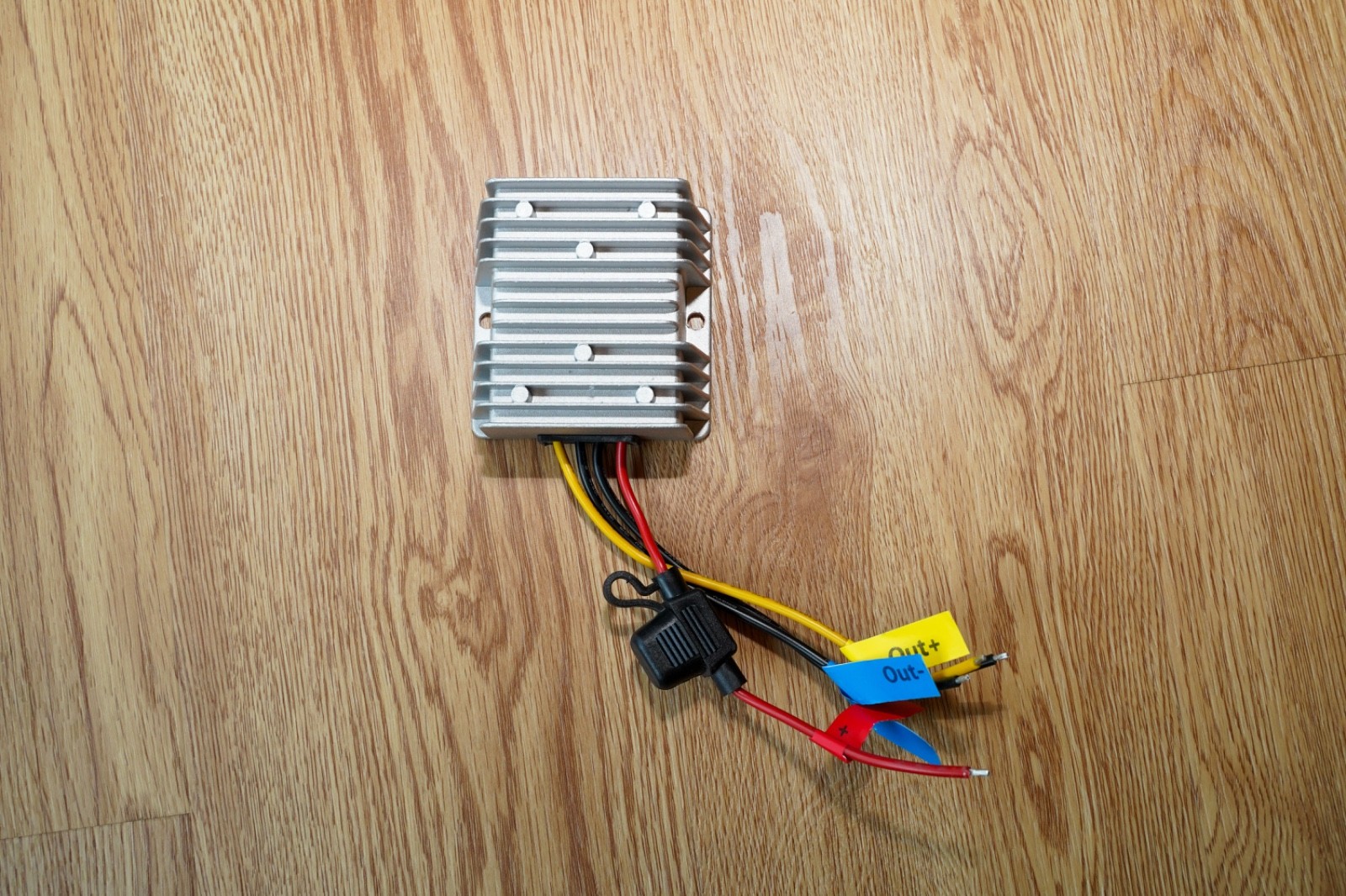 DC 12V Step Up to DC 19V 6A 114W Boost Converter Waterproof Voltage Regulator