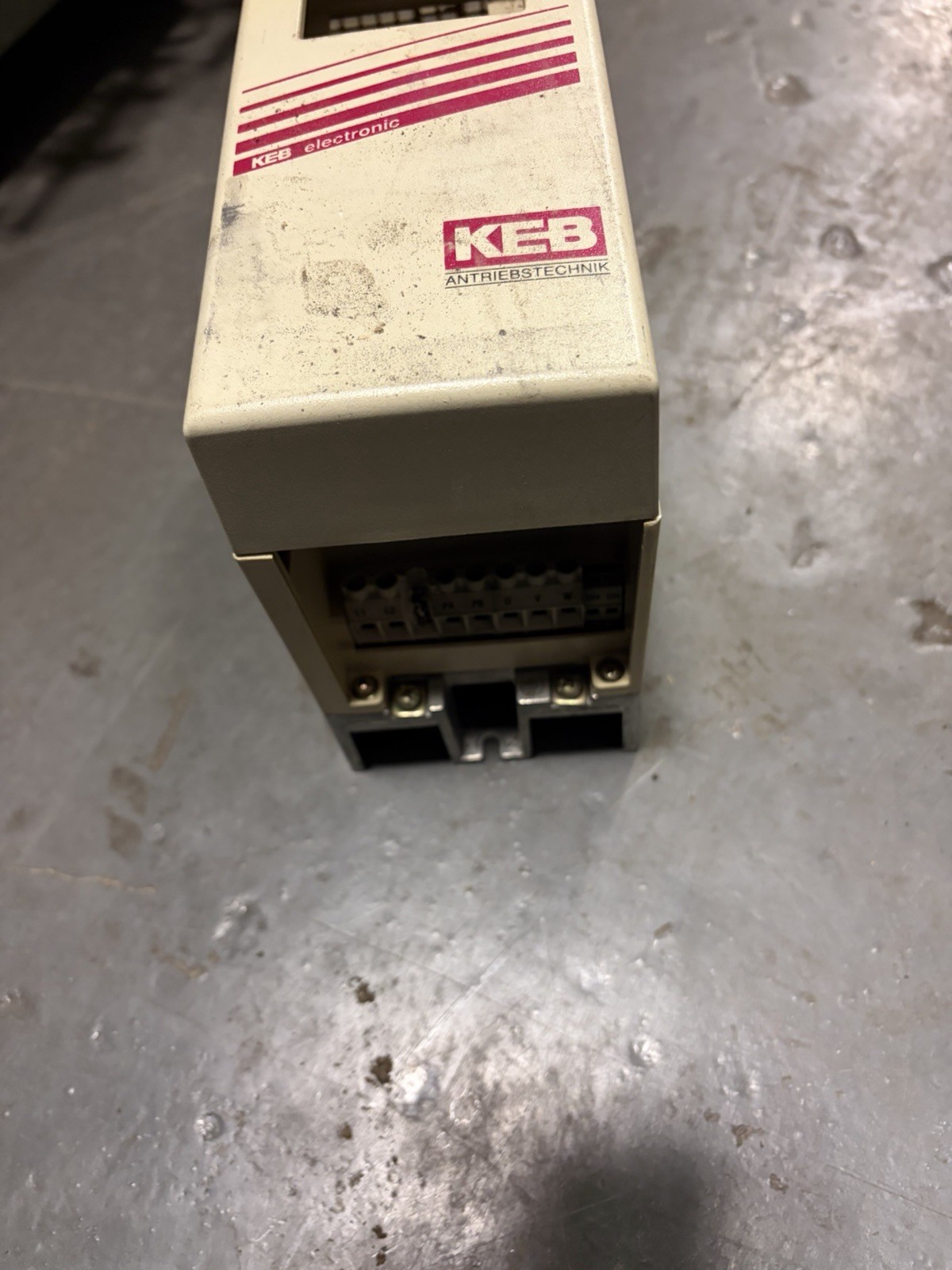 KEB 07.F4.S1D-3420/1.2 V1.2 Combivert AC Drive USED