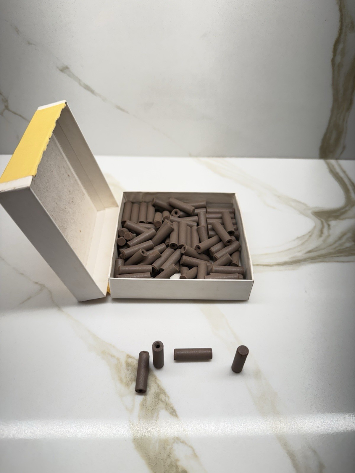 RUBBER POINTS FINISHINE BOX OFV 100, 1/4 7/8 JELENKO