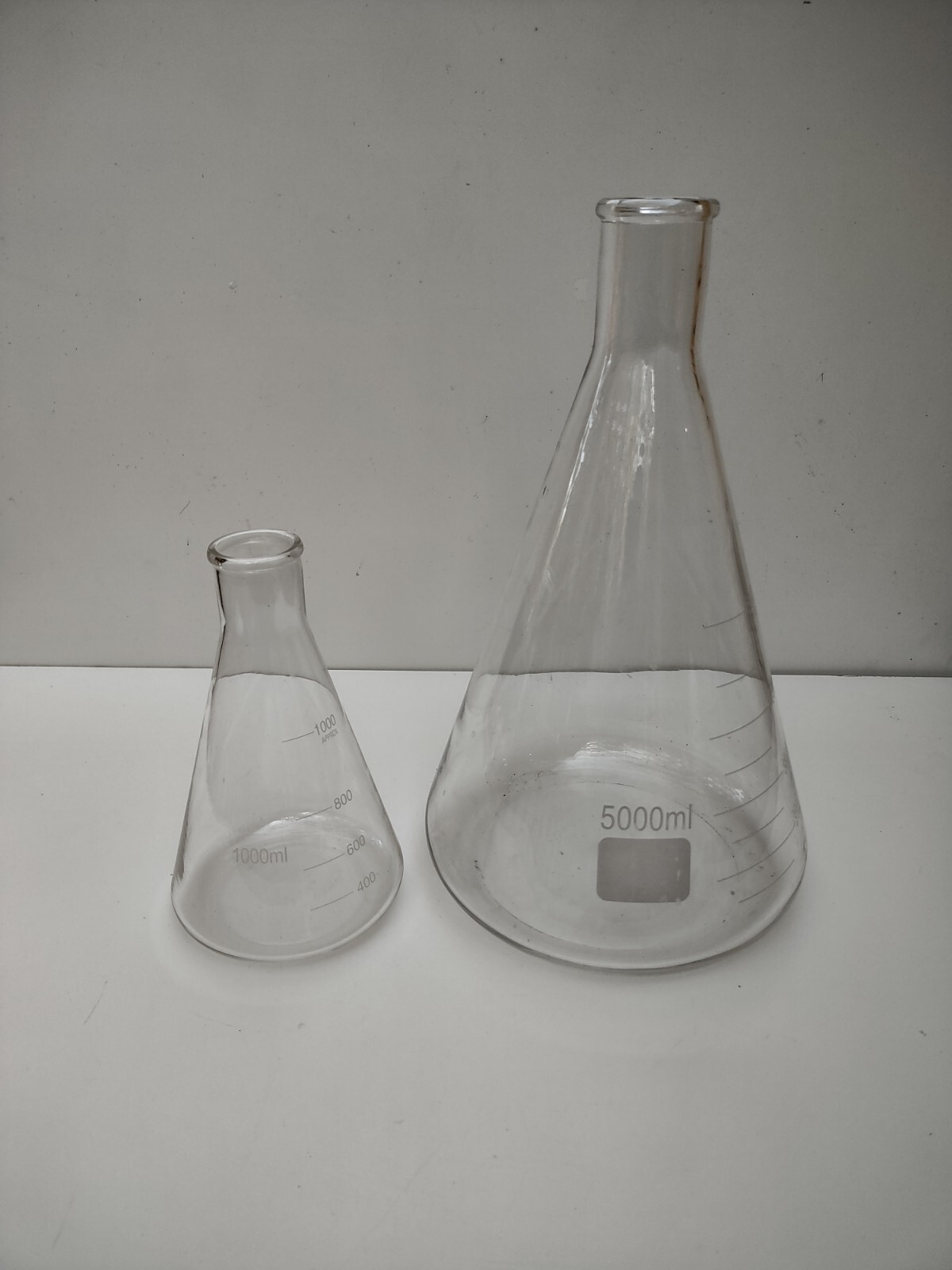|LOT OF 2 | 5000ml & 1000ml Lab Glass Erlenmeyer Flasks Conical Bottle VGUC