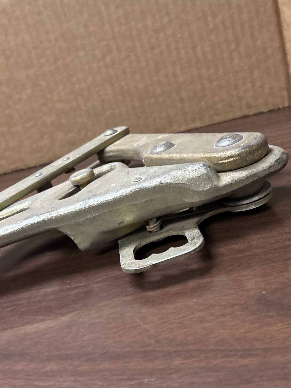 Klein Tools 1659-40H, 8000 Lbs Max, .49-.79 IN, 12.45-20.07 MM Grip LINEMAN