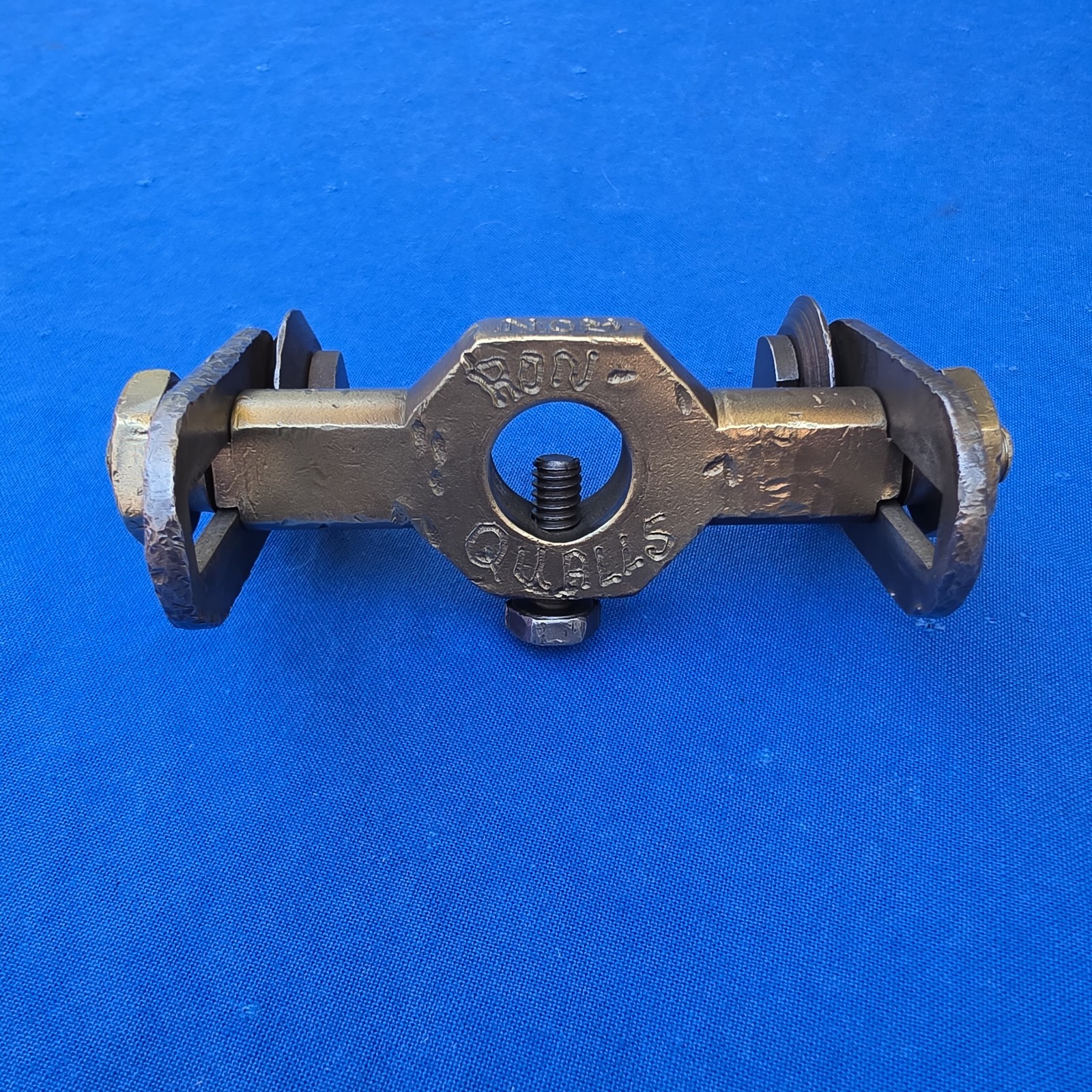 Vintage Genuine Victor Cutting 497 Torch Roller Guide Used