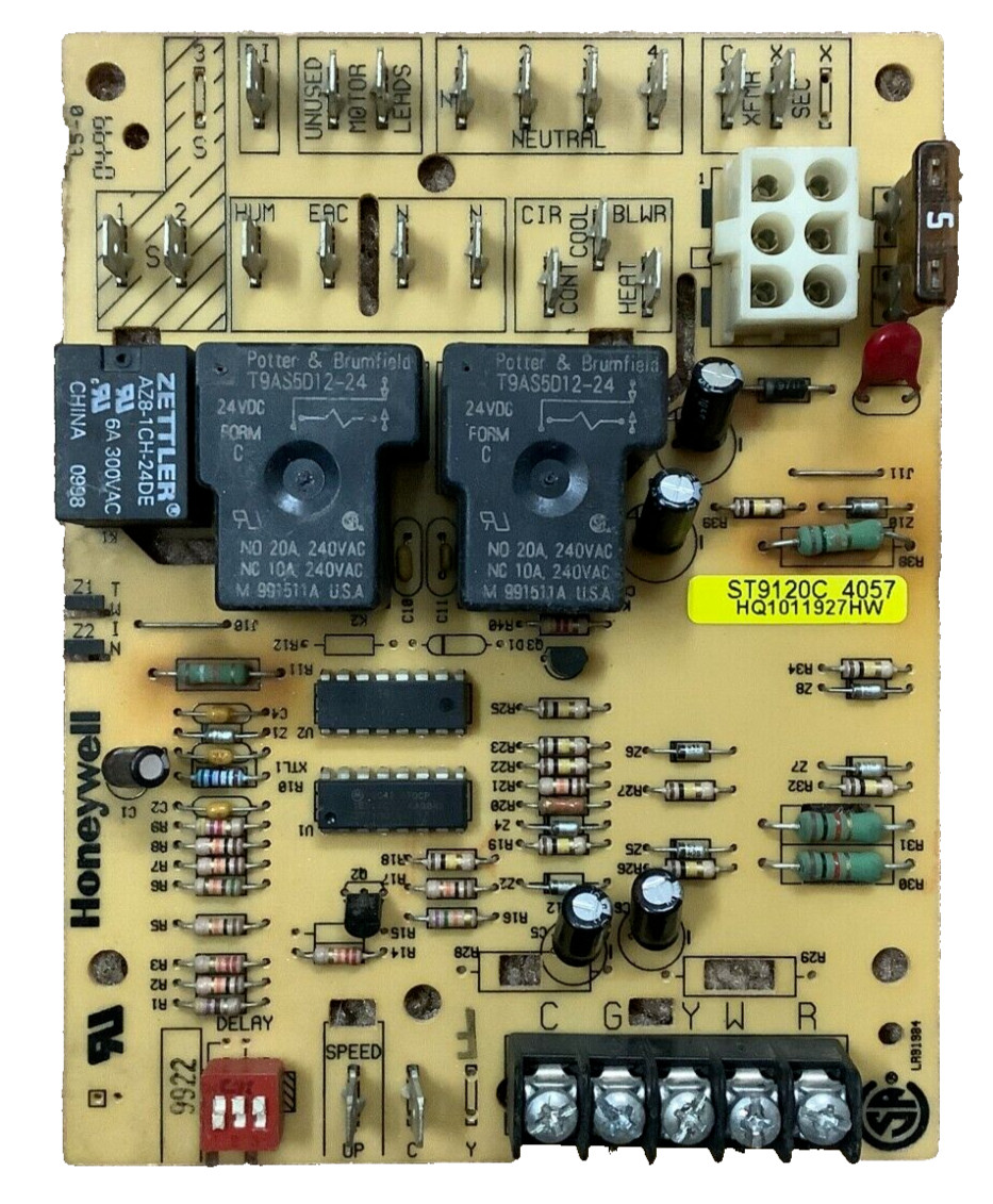Honeywell ST9120C4057 Furnace Control Circuit Board HQ1011927HW
