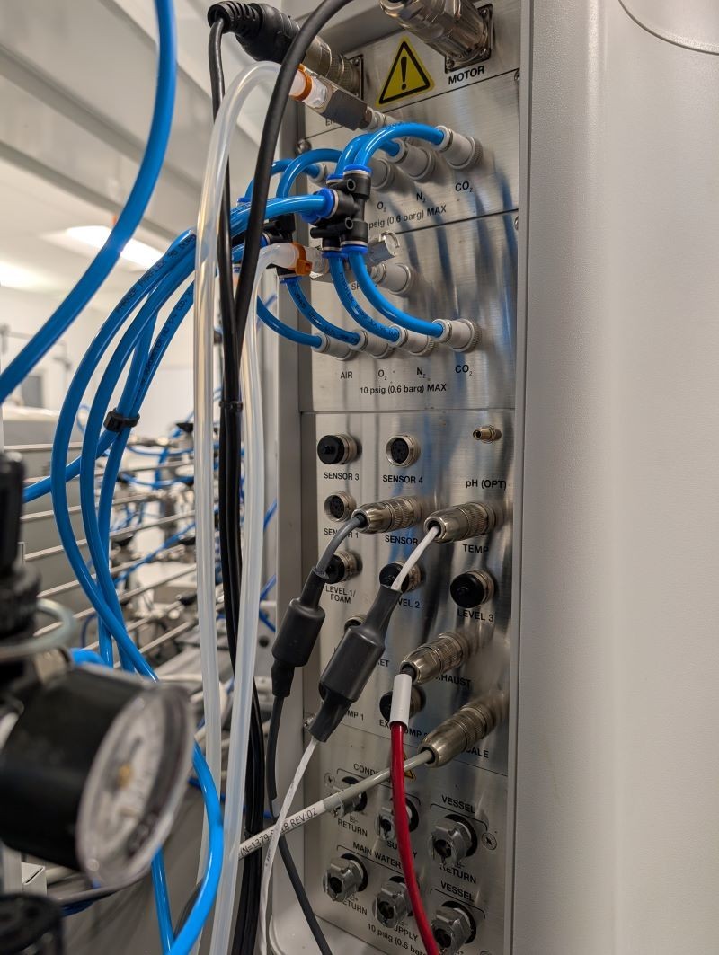 Eppendorf BioFlo 320 Benchtop Bioreactor System