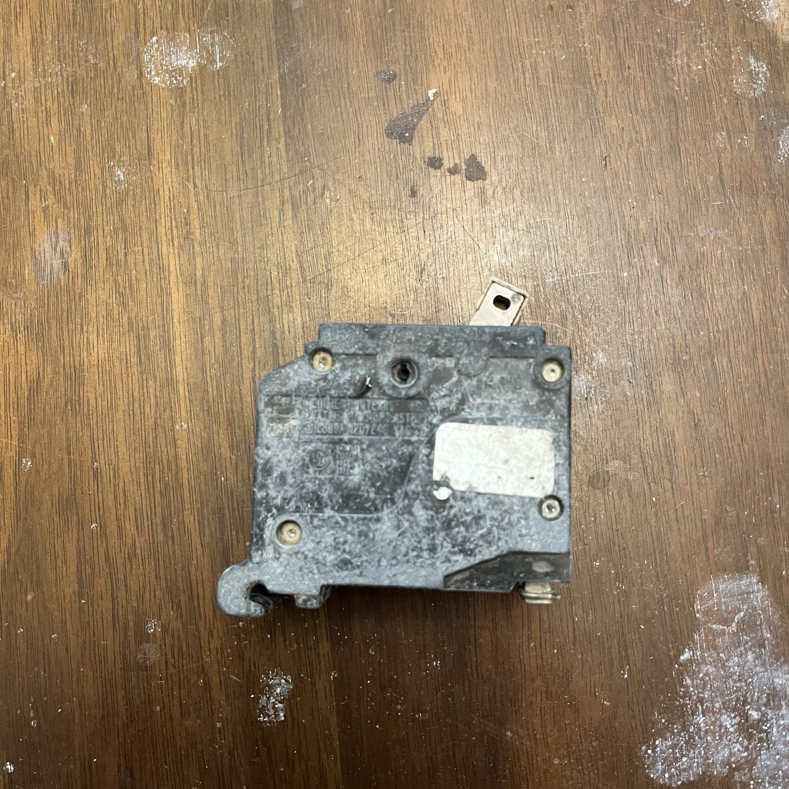 Cutler Hammer EATON CH230 2 Pole 30 Amp 120/240V Circuit Breaker Flaw