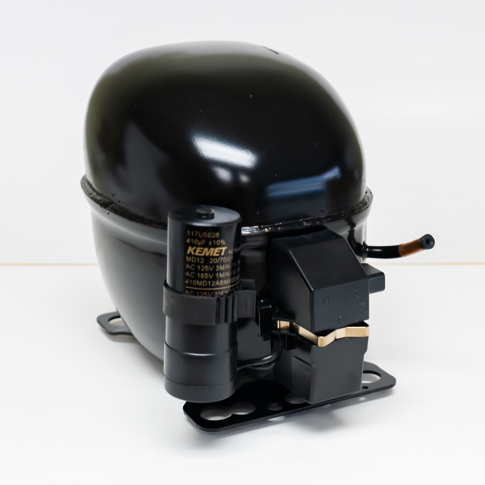 Secop NF11FX R134a Hermetic Refrigeration Compressor 1101 BTU LBP 4164 BTU HBP