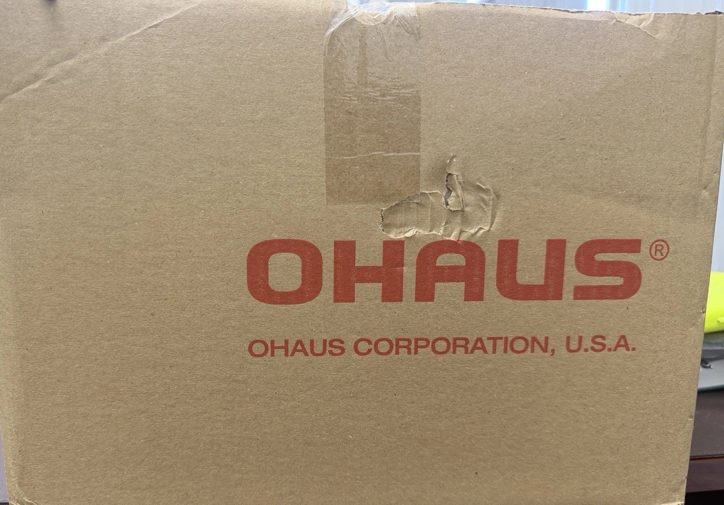 OHAUS Mechanical Beam BenchScale 4 2/5 Ib Wt Capacity Imperial, 0.1 g 1550-SD