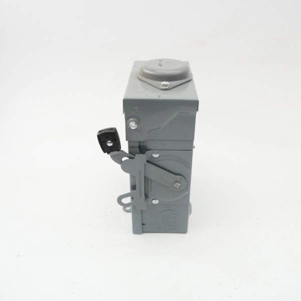 SQUARE D D221NRB SER. E3 240VAC 30A NSNP