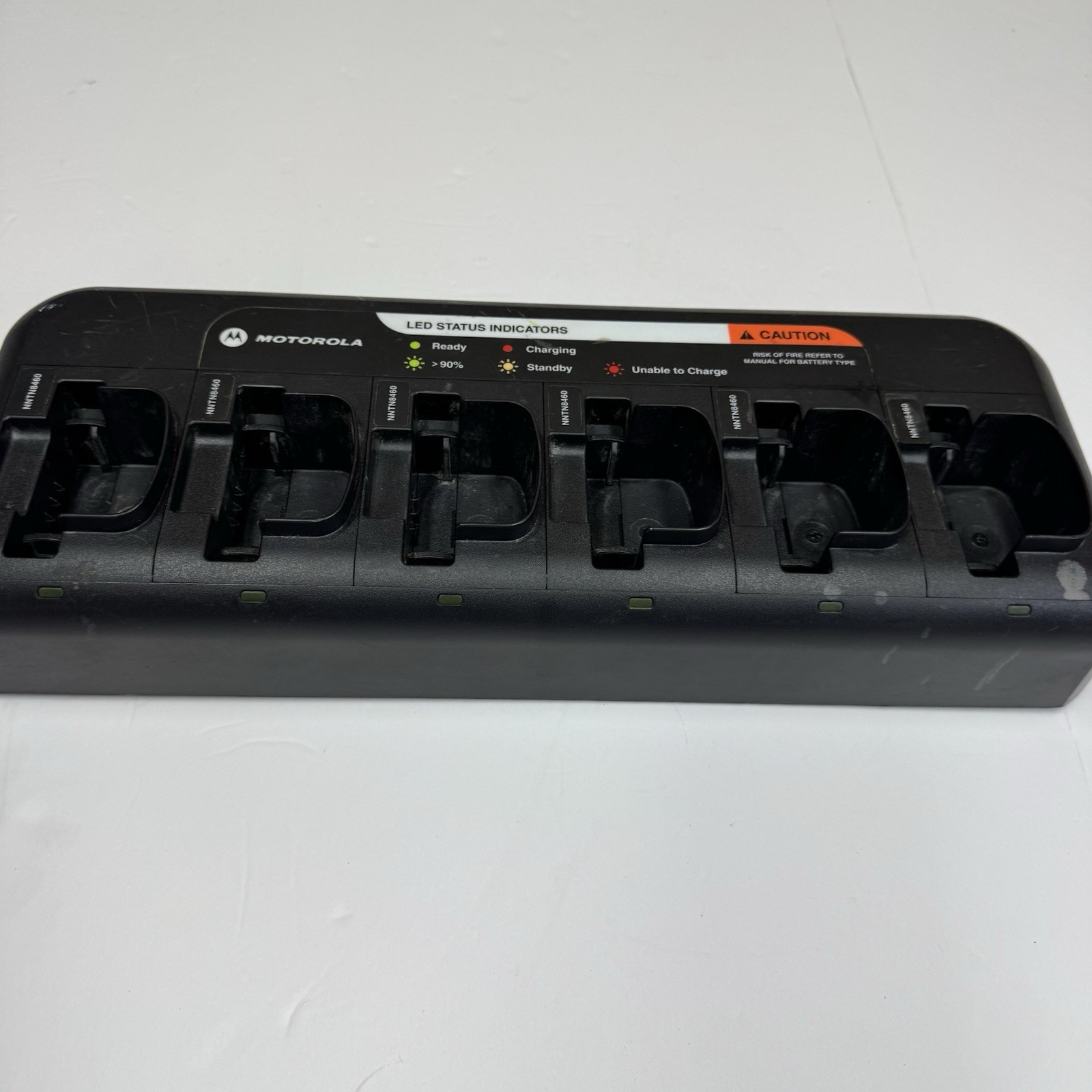 Motorola NNTN8410A Multi Unit Charger 2.4a Amp 100-240v-ac