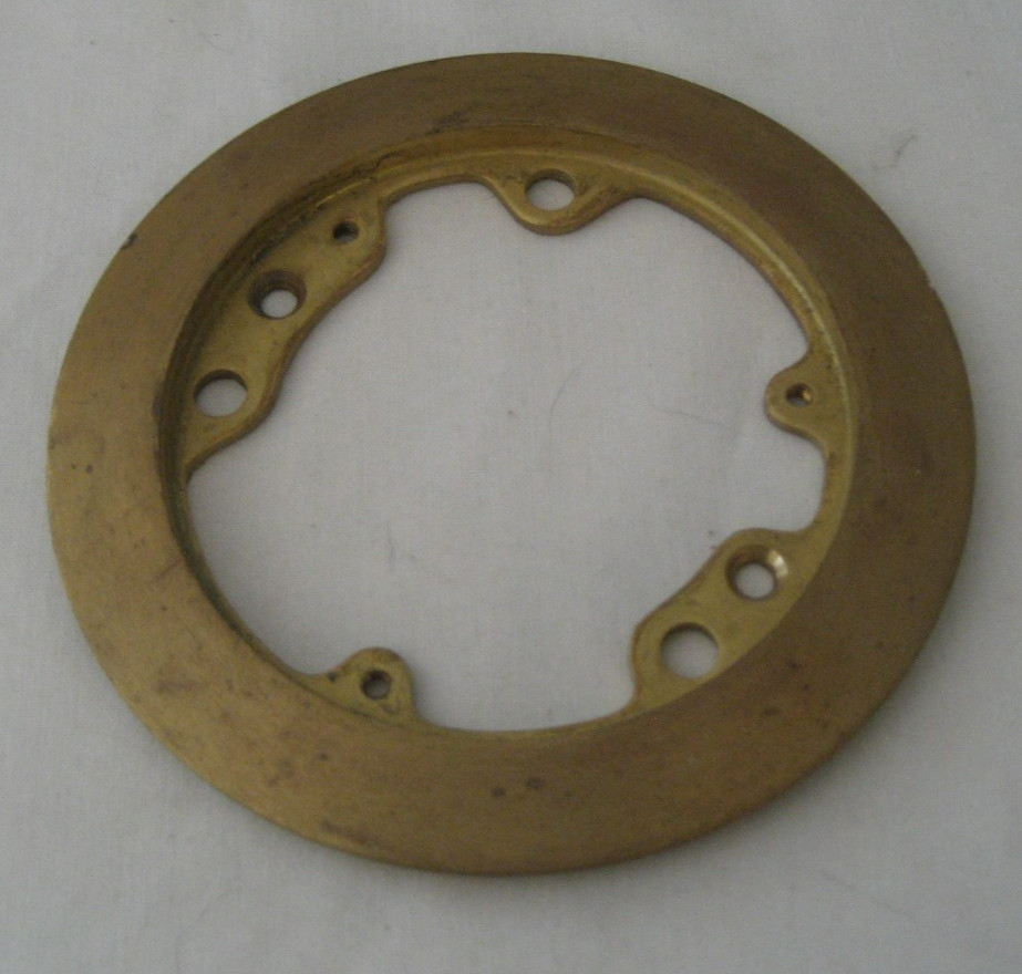 Hubbell S3182 Brass Round Flush Carpet Flange 5 1/4″