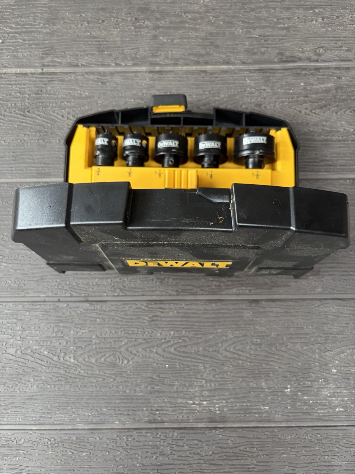 DEWALT Metalworking Hole Saw Set w/ Case, 3/4 7/8 1-1/8 1-3/8 in