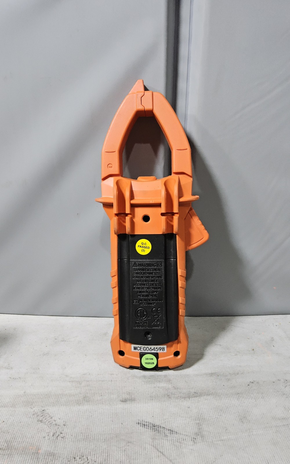 +AMES Instruments CM1000A True-RMS AC/DC Clamp Meter