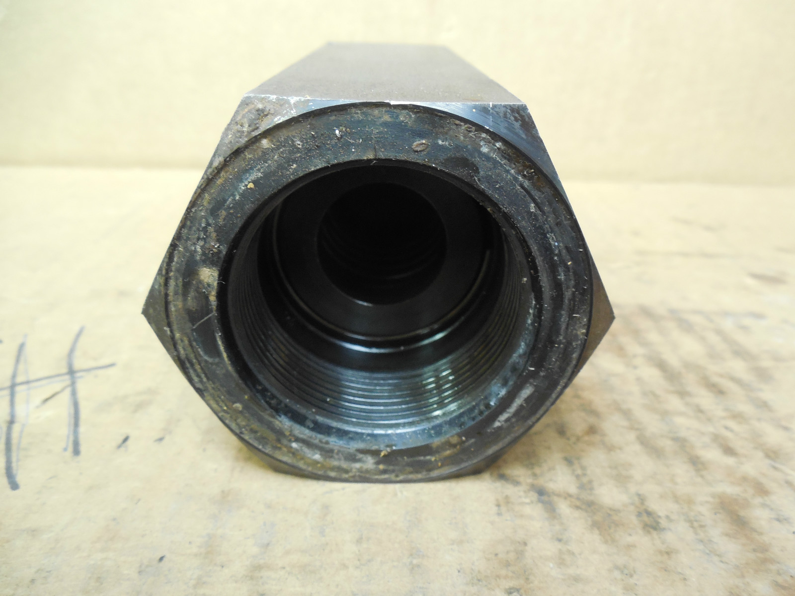 No Name Check Valve S 30 A1.0/12 S30A1012 S30A 1.0/12 1-1/2″ NPT Used
