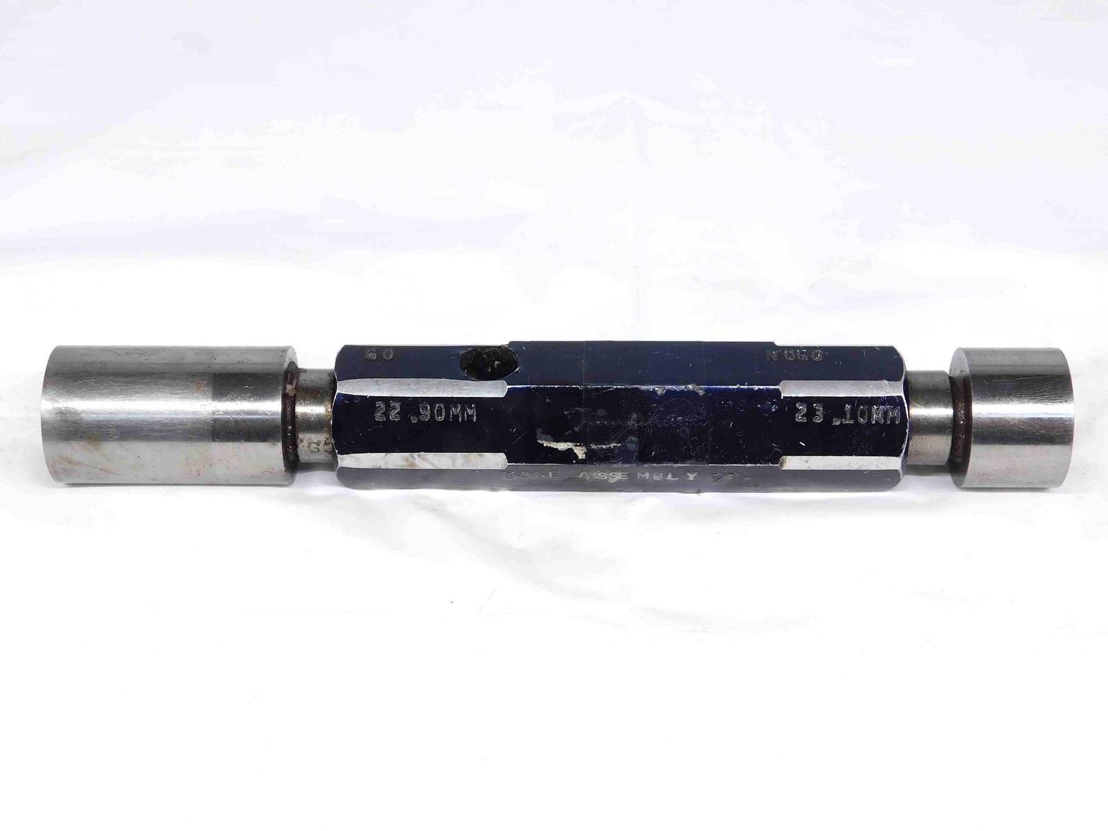 22.900 & 23.100 CL X mm PIN PLUG GAGE GO NO GO 23.000 -.100 23 .9094 22.90 23.10