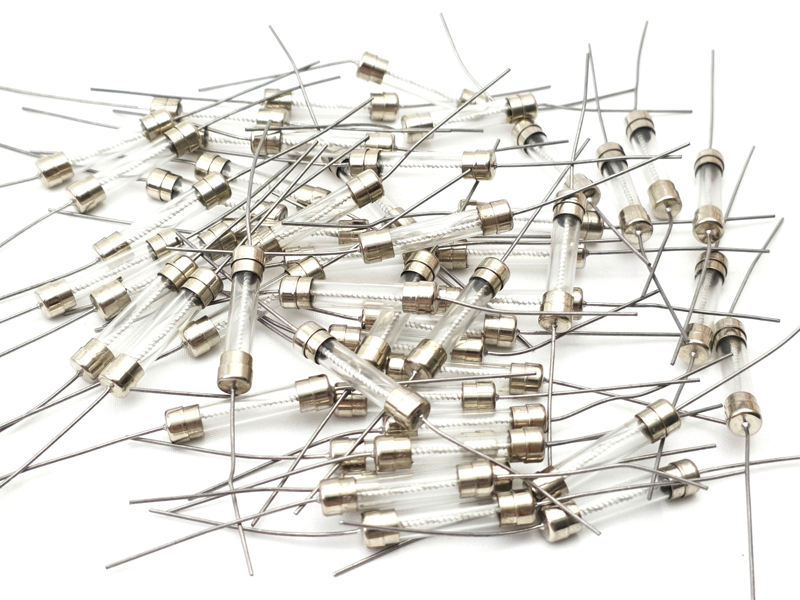 Lot of 50 Littelfuse 315 32V 12 Amp Pigtail Glass Fuses 1/4″ x -1/14″ Slow Blow