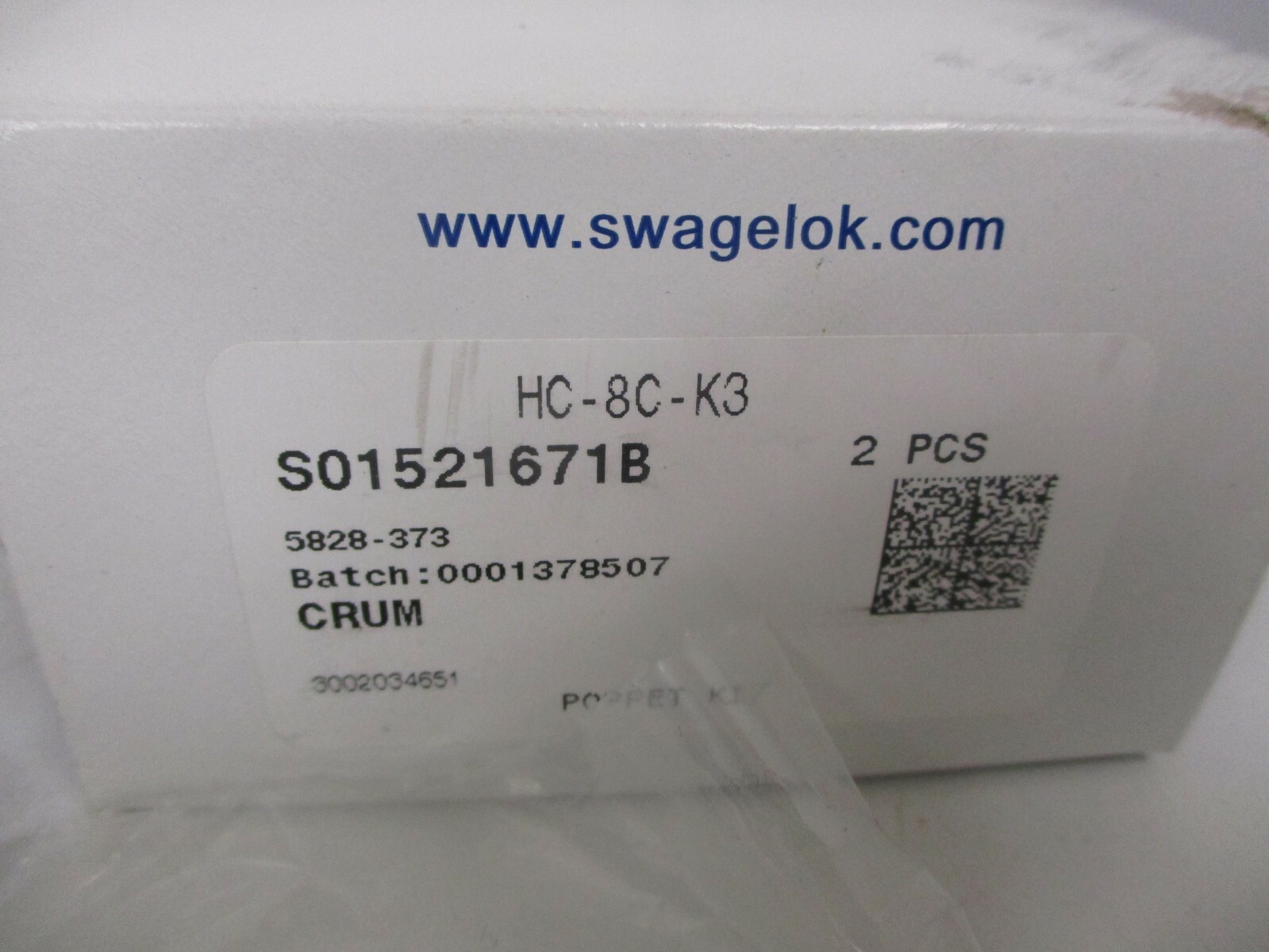(2) SWAGELOK HC-8C-K3 / HC8CK3 ( NEW )