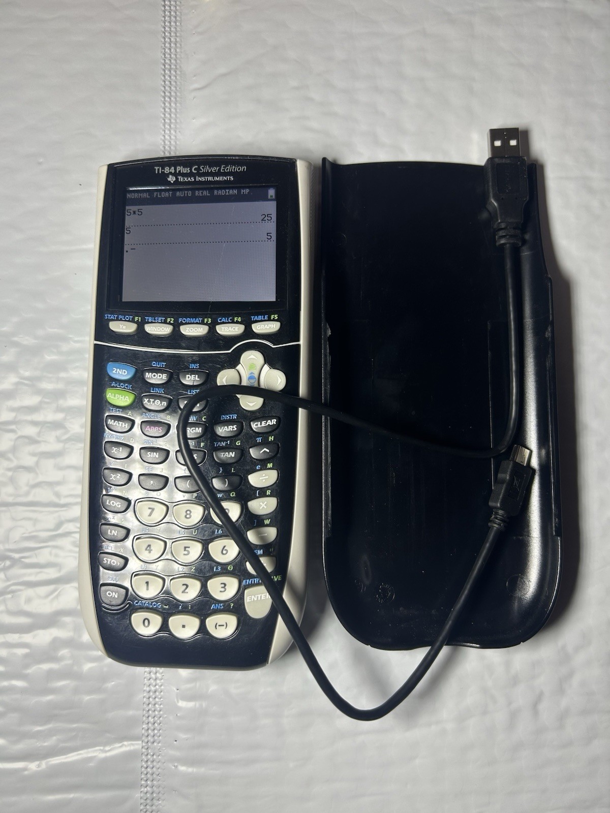 Texas Instrument TI 84 Plus C Graphing Calculator W Cover BLACK Screen Scratch