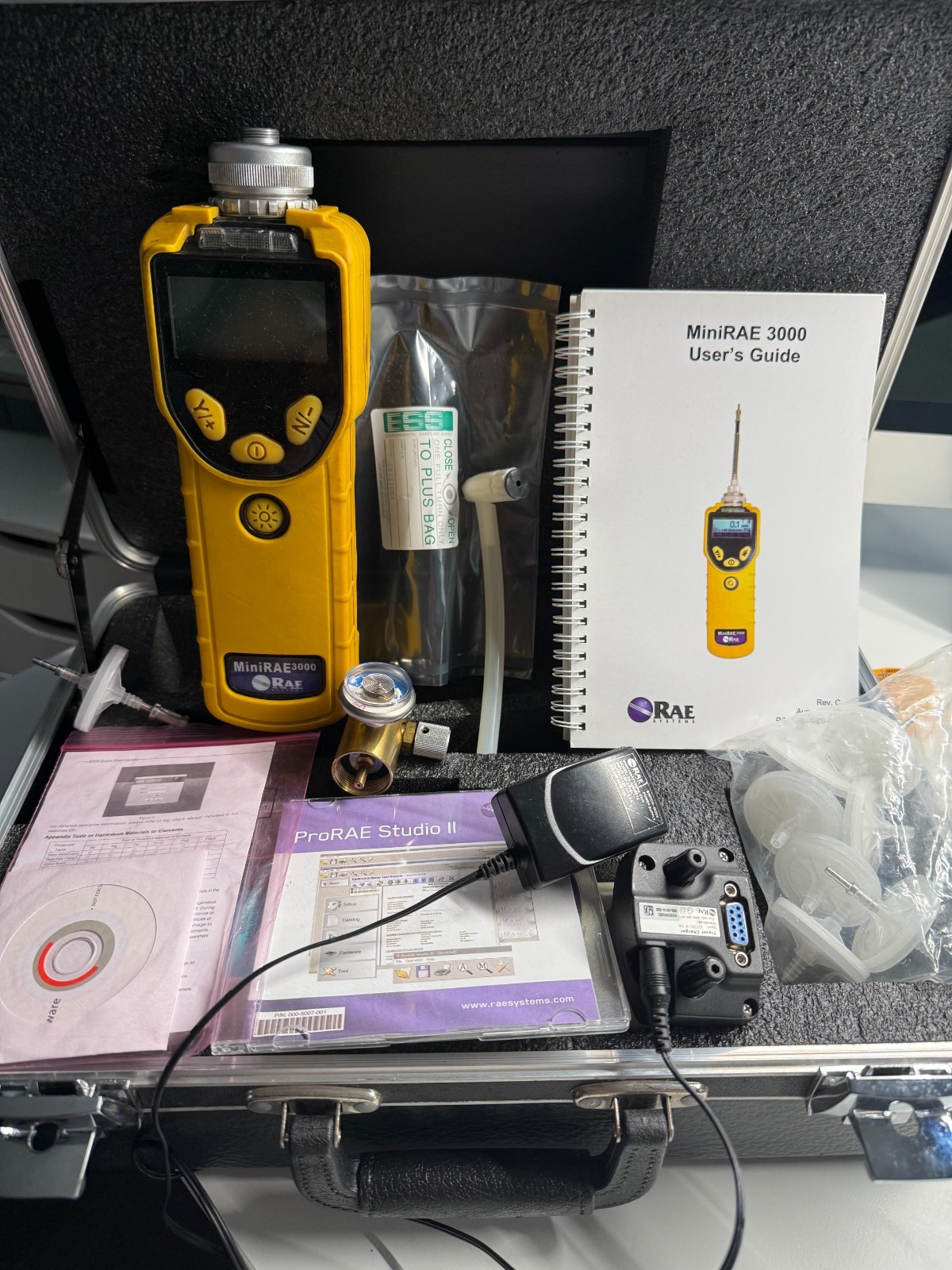 Honeywell MiniRae 3000 10.6ev VOC photoionization gas detector handheld hazmat