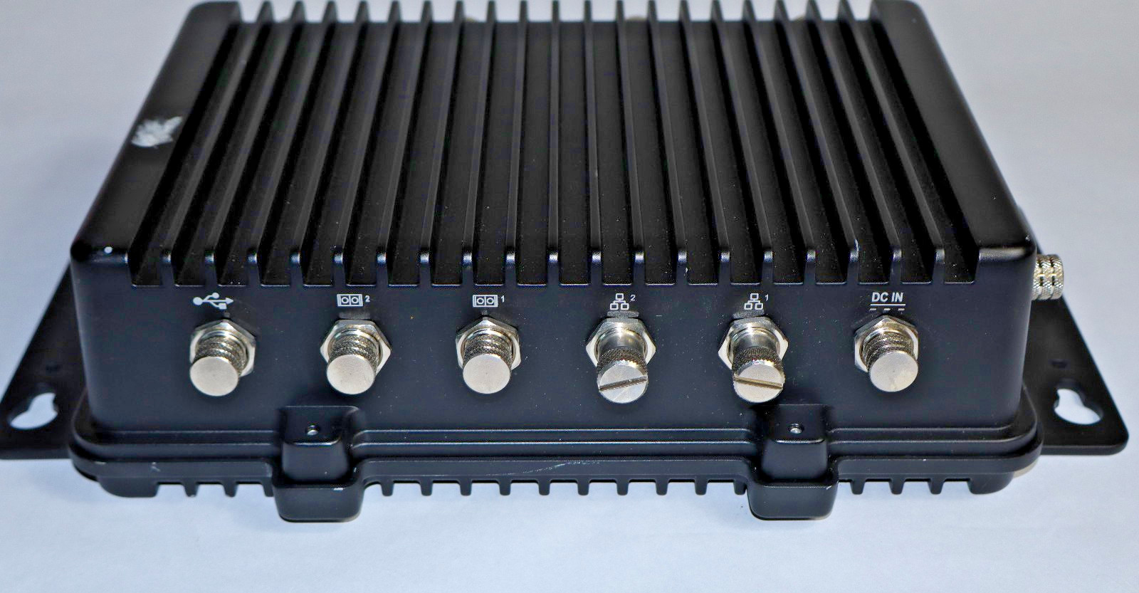 Axiomtek – Industrial computer – eBOX800-841-FL – Rugged IP67-rated