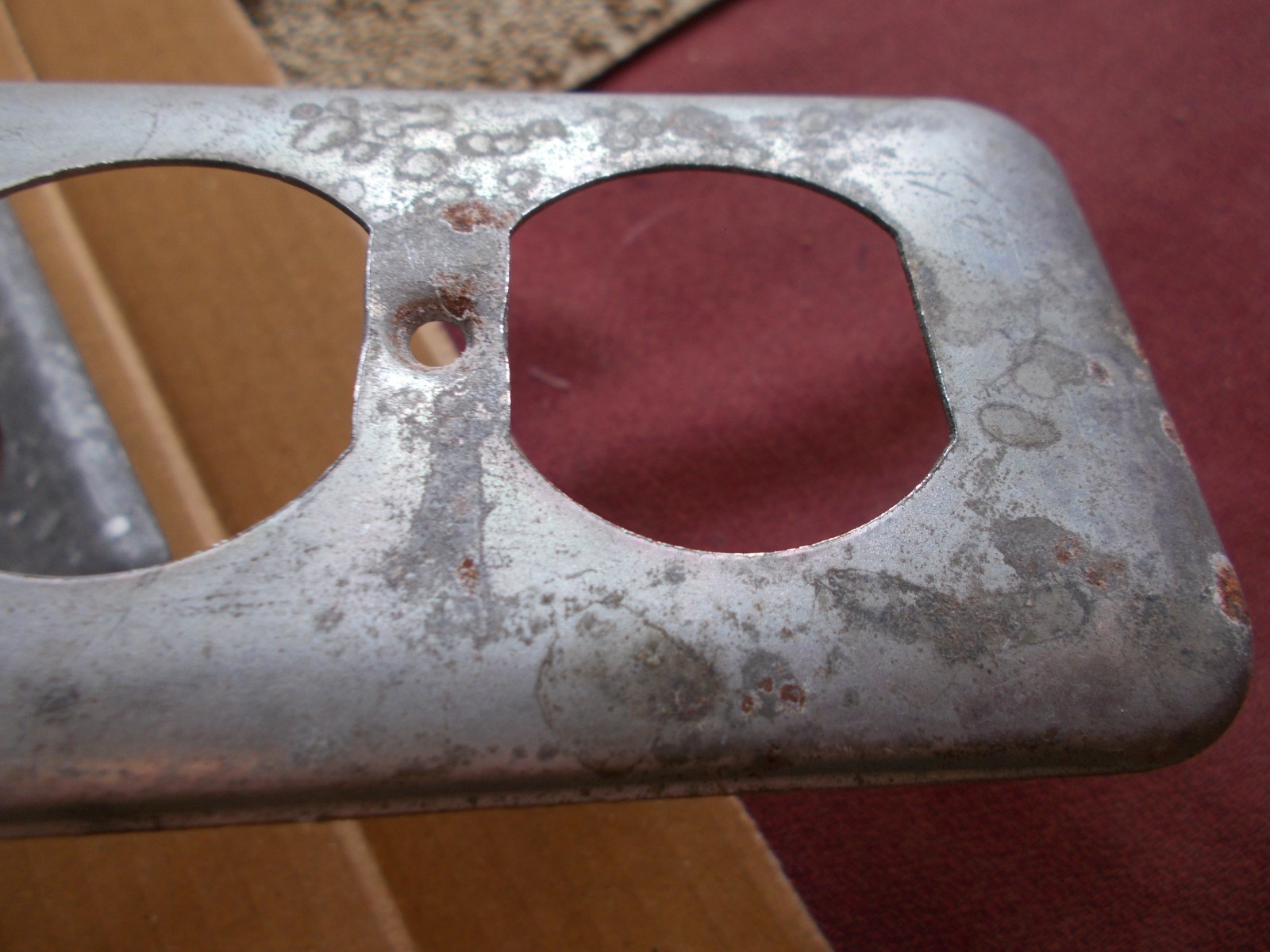 VTG INDUSTRIAL OUTLET COVER RACO NO NAME METAL MIZED LOT SIZES LOT – 14 NEW USED