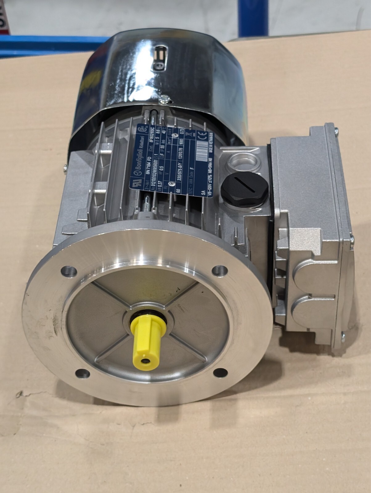 NEW BONFIGLIOLI 0.37kW 0.5hp 3PH brake MOTOR Voltage 330/575V 60Hz IP55