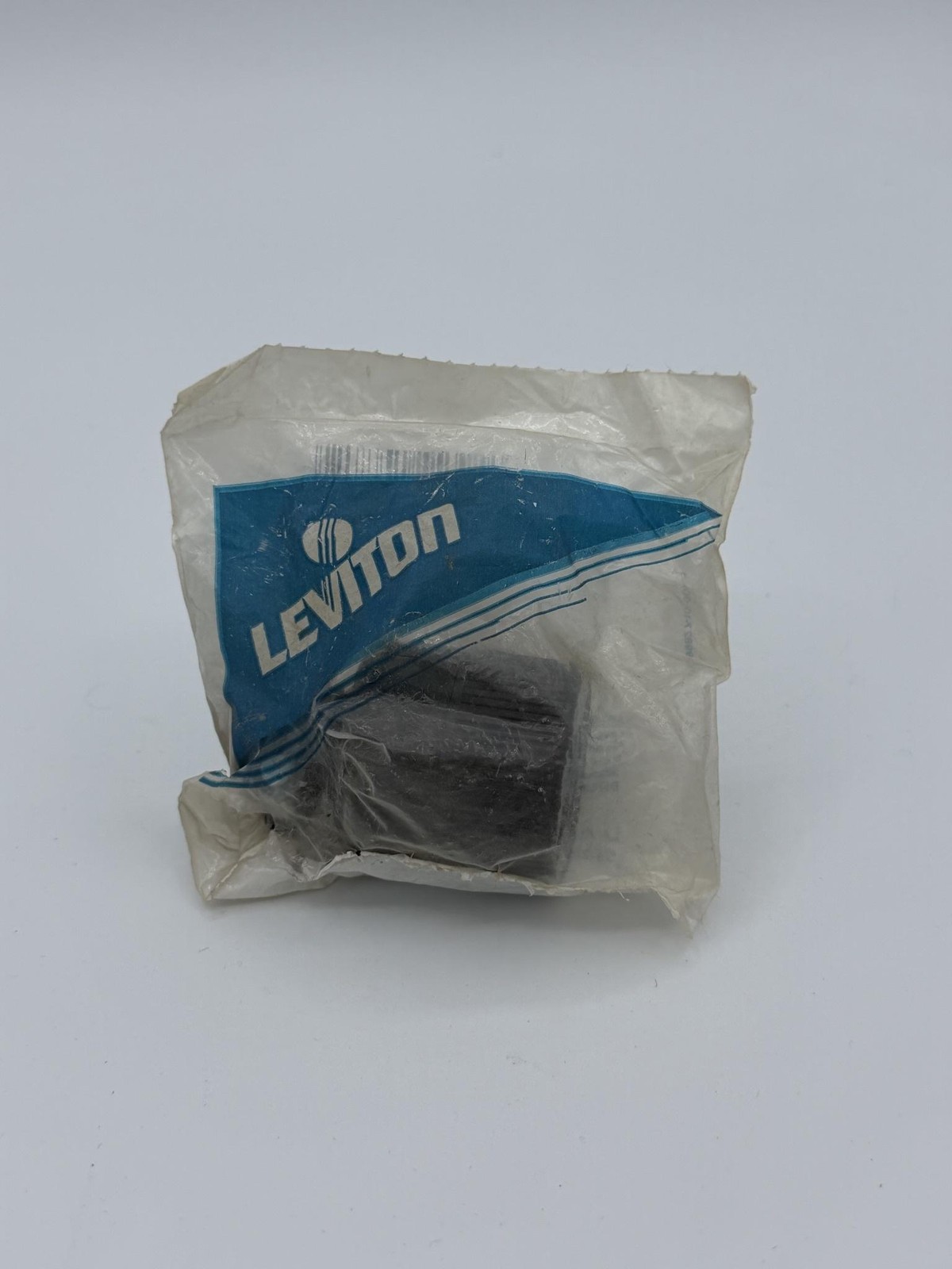 Leviton 612 Electrical Plug Black Plastic Power Connector Replacement Part