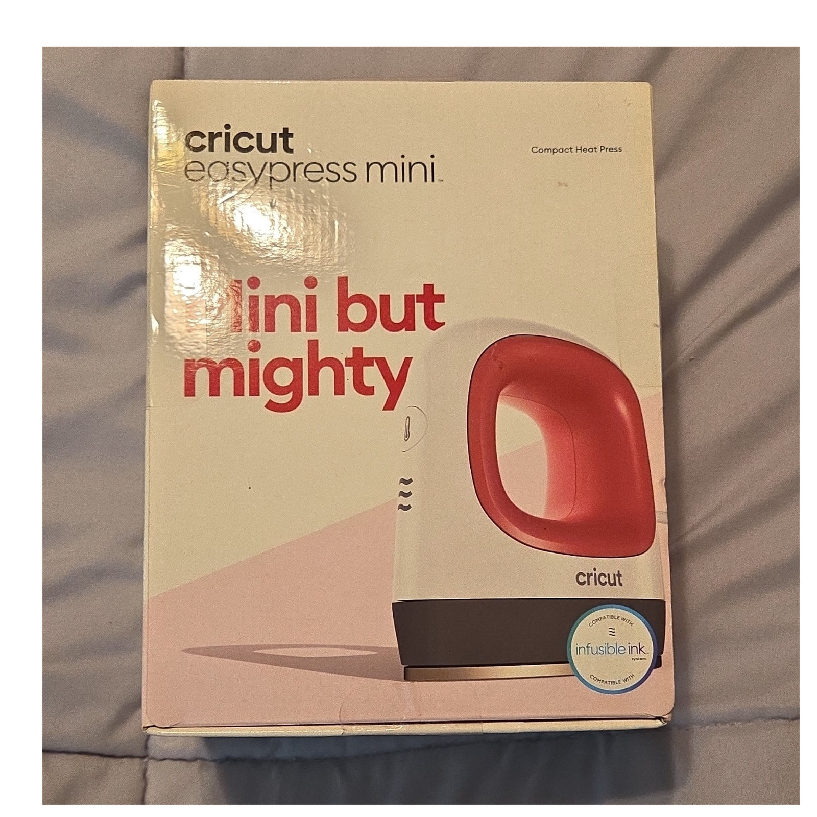 Cricut EasyPress Mini Compact Heat Press 3.2×1.9in Auto-Off Precision Tip